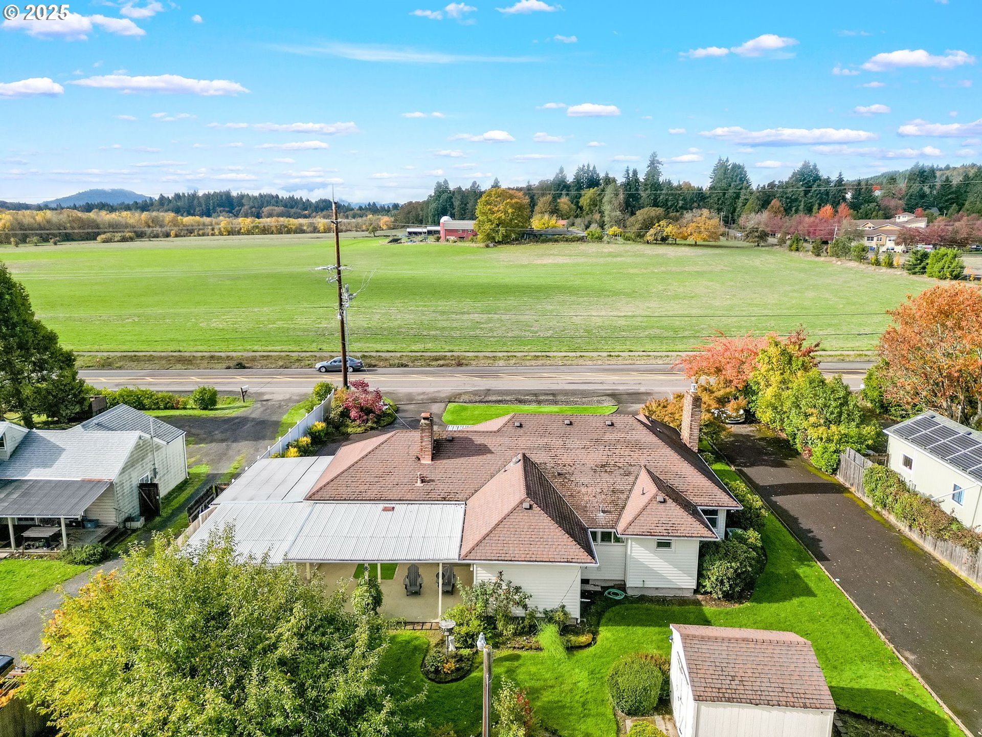 main property photo 17