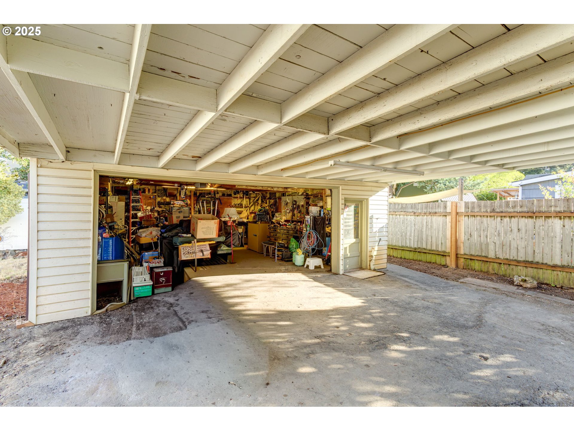 property viewer photo 29