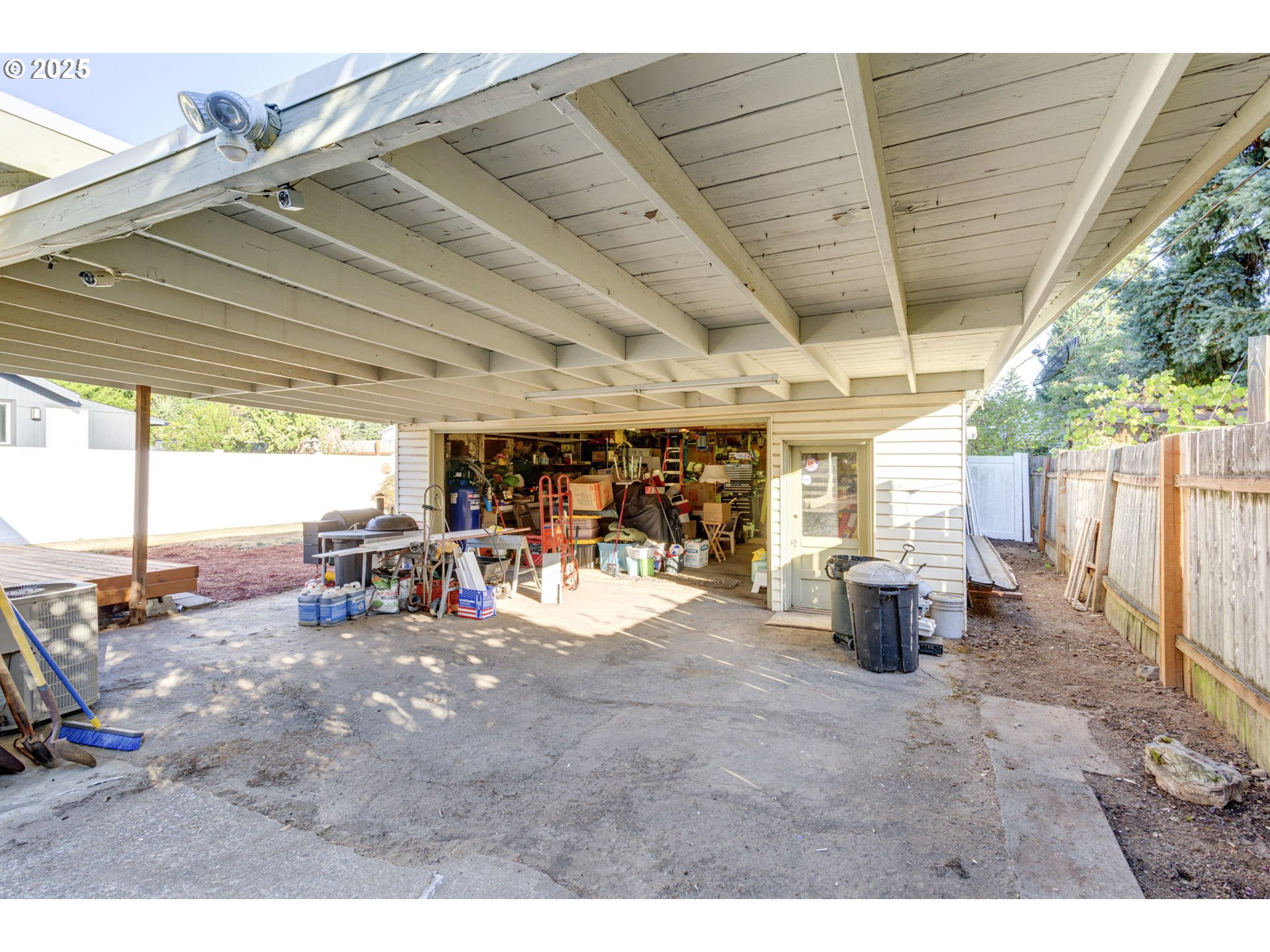property viewer photo 30