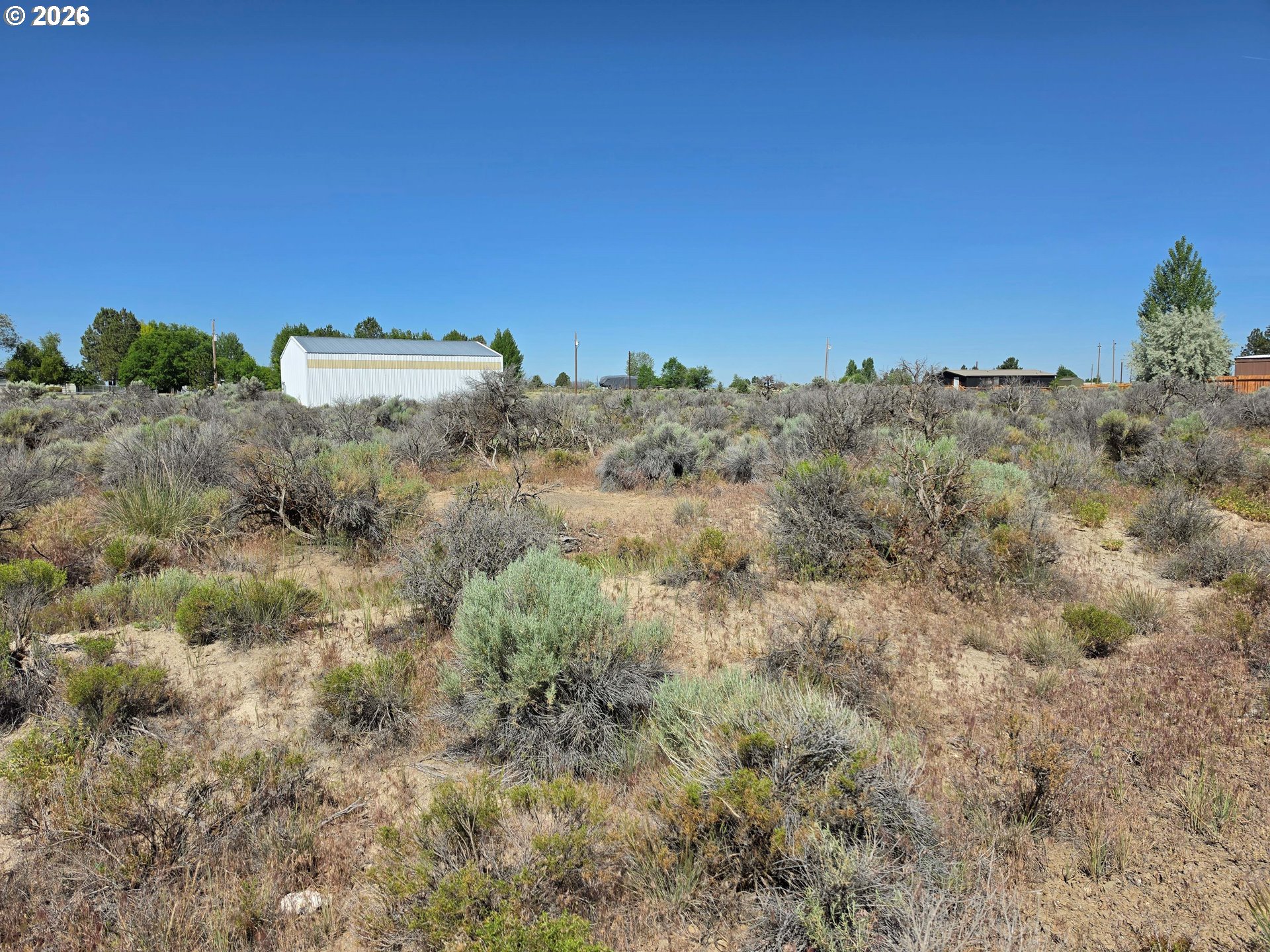 main property photo 5