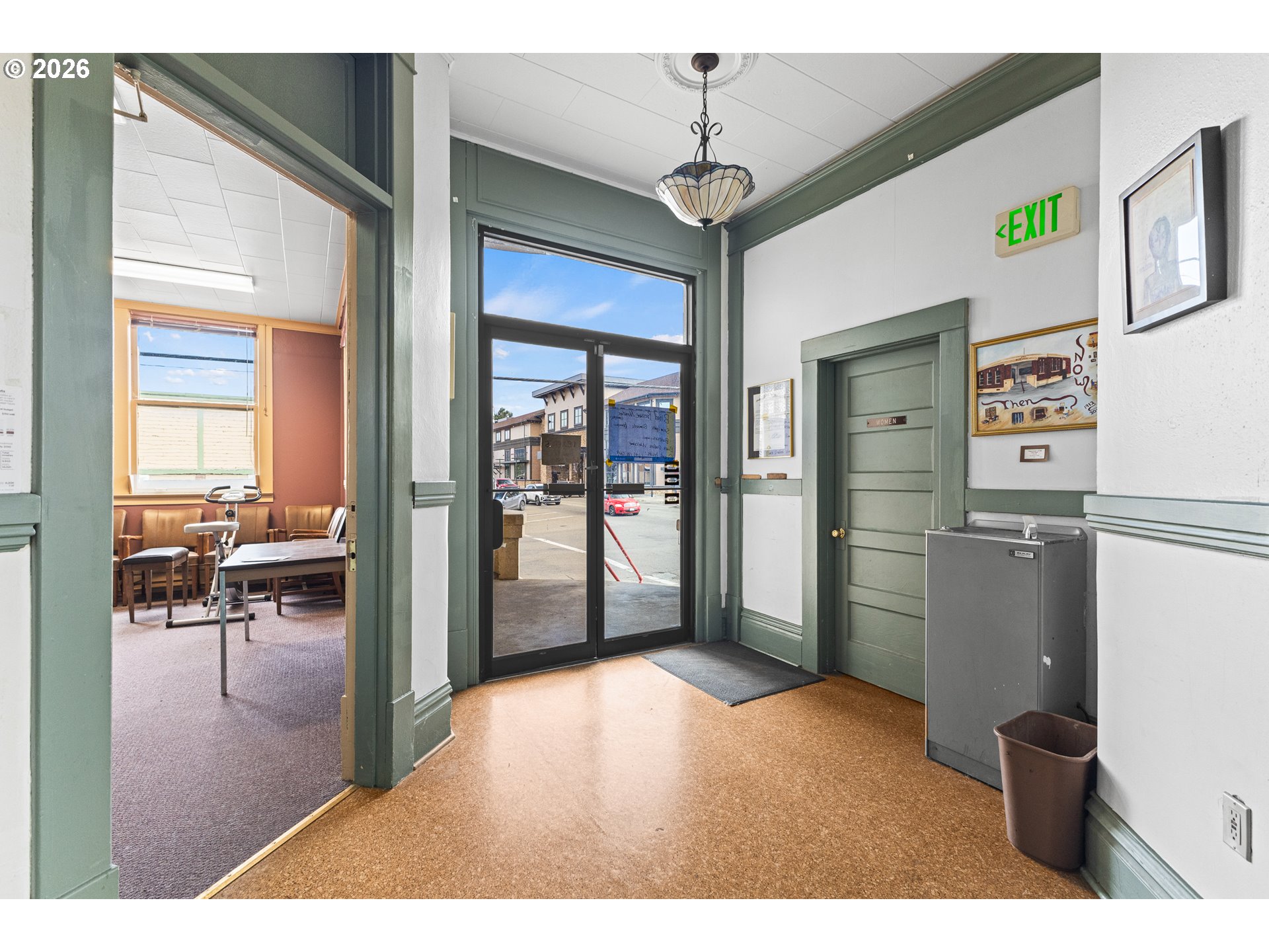 main property photo 8