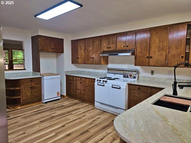 property viewer photo 19