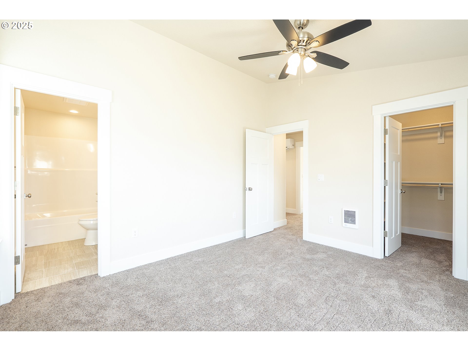 property viewer photo 14