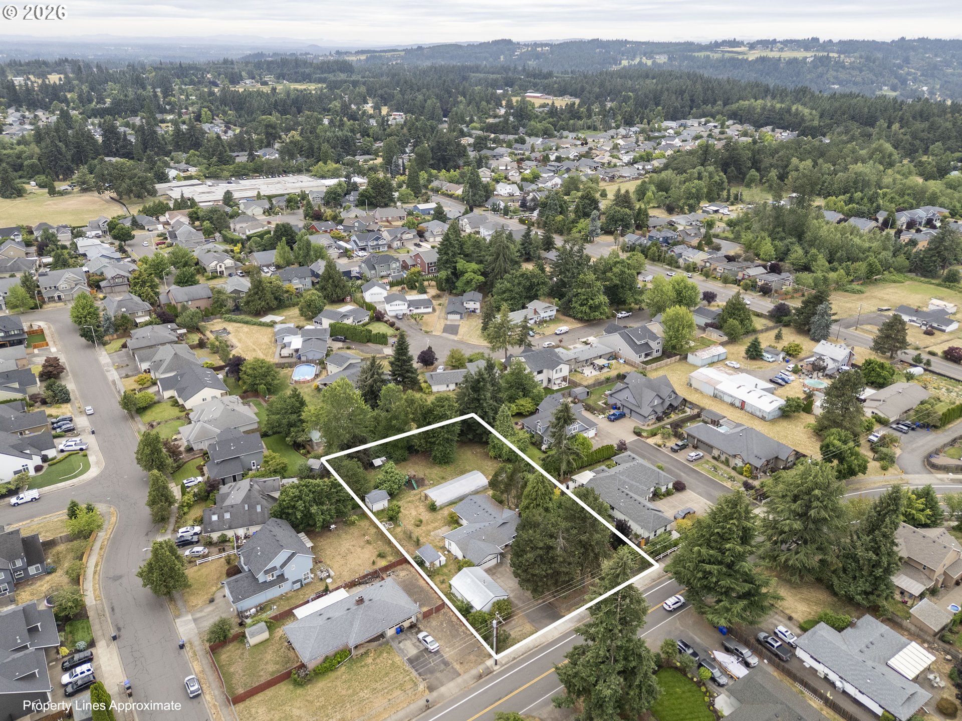 main property photo 43