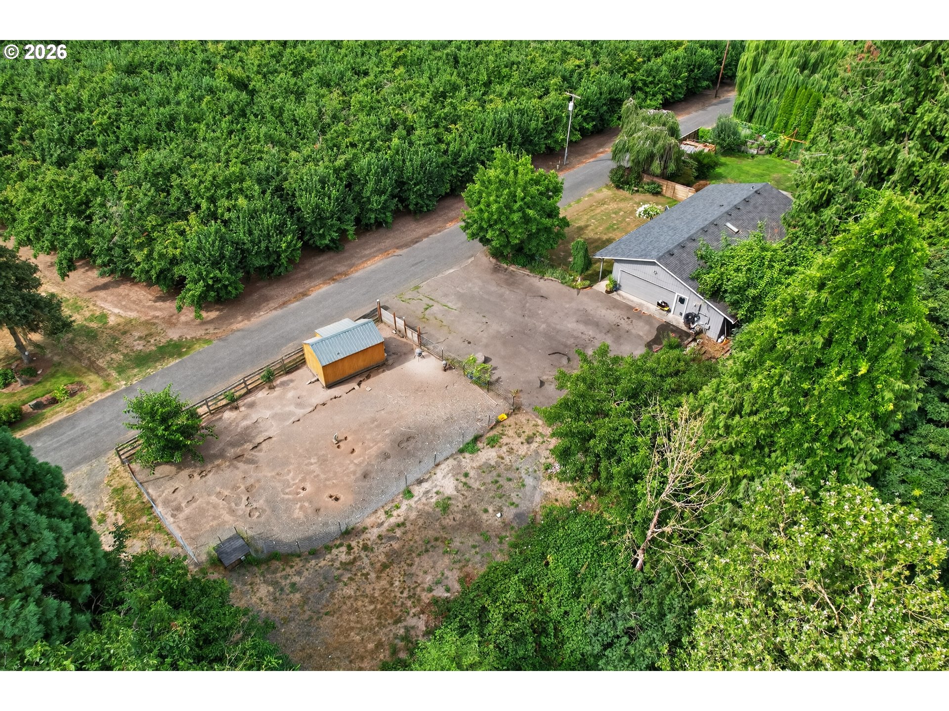 main property photo 12