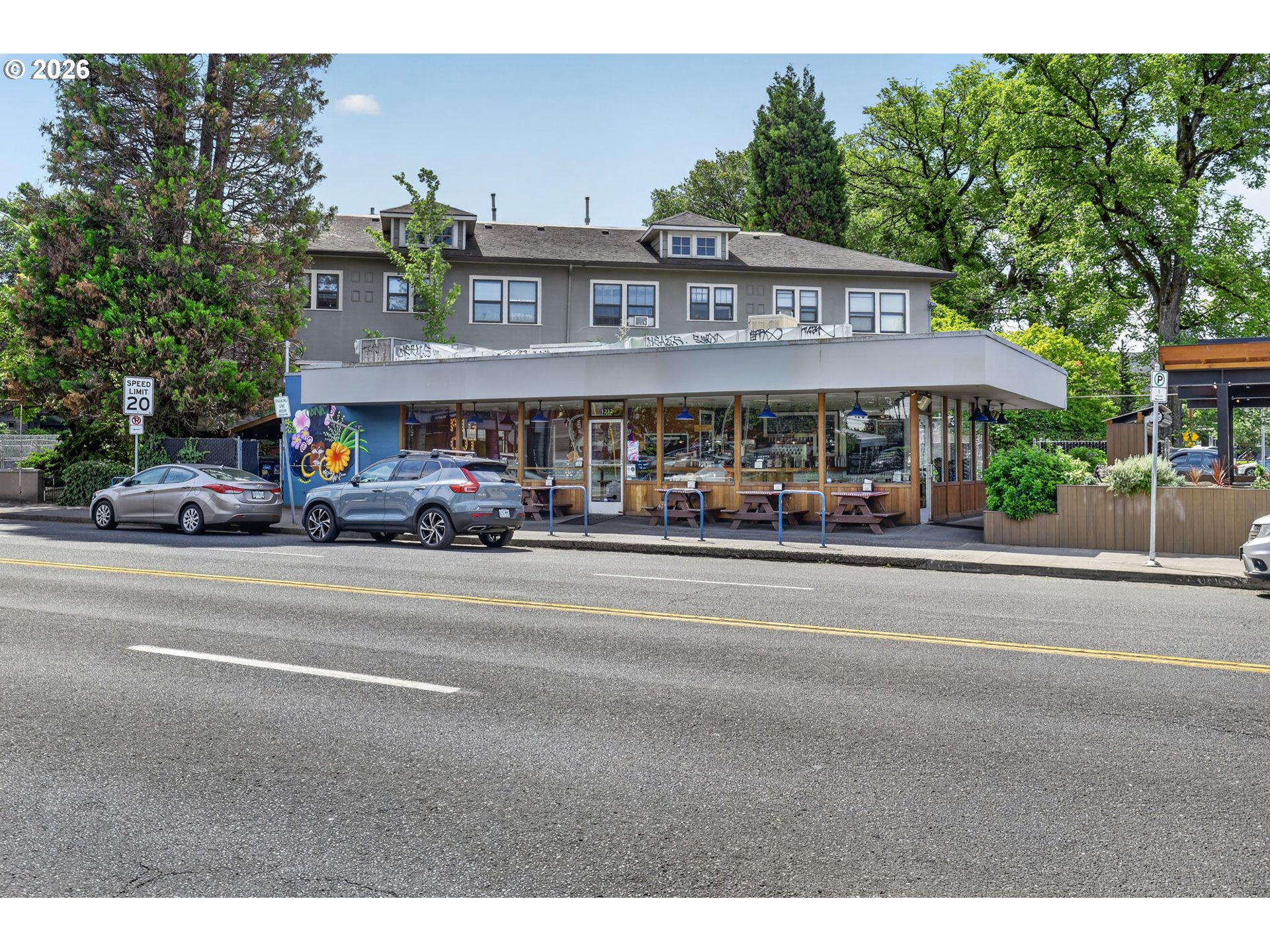 main property photo 22