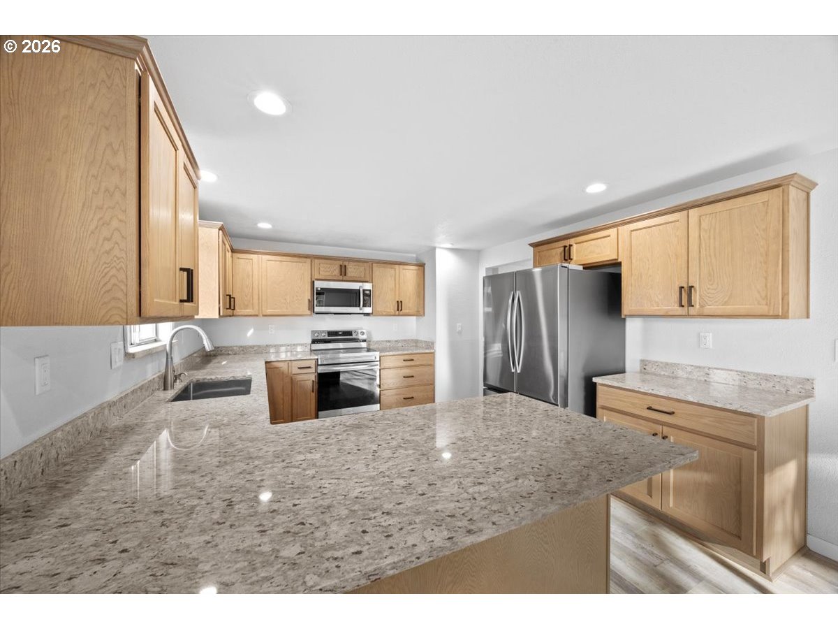 property viewer photo 10