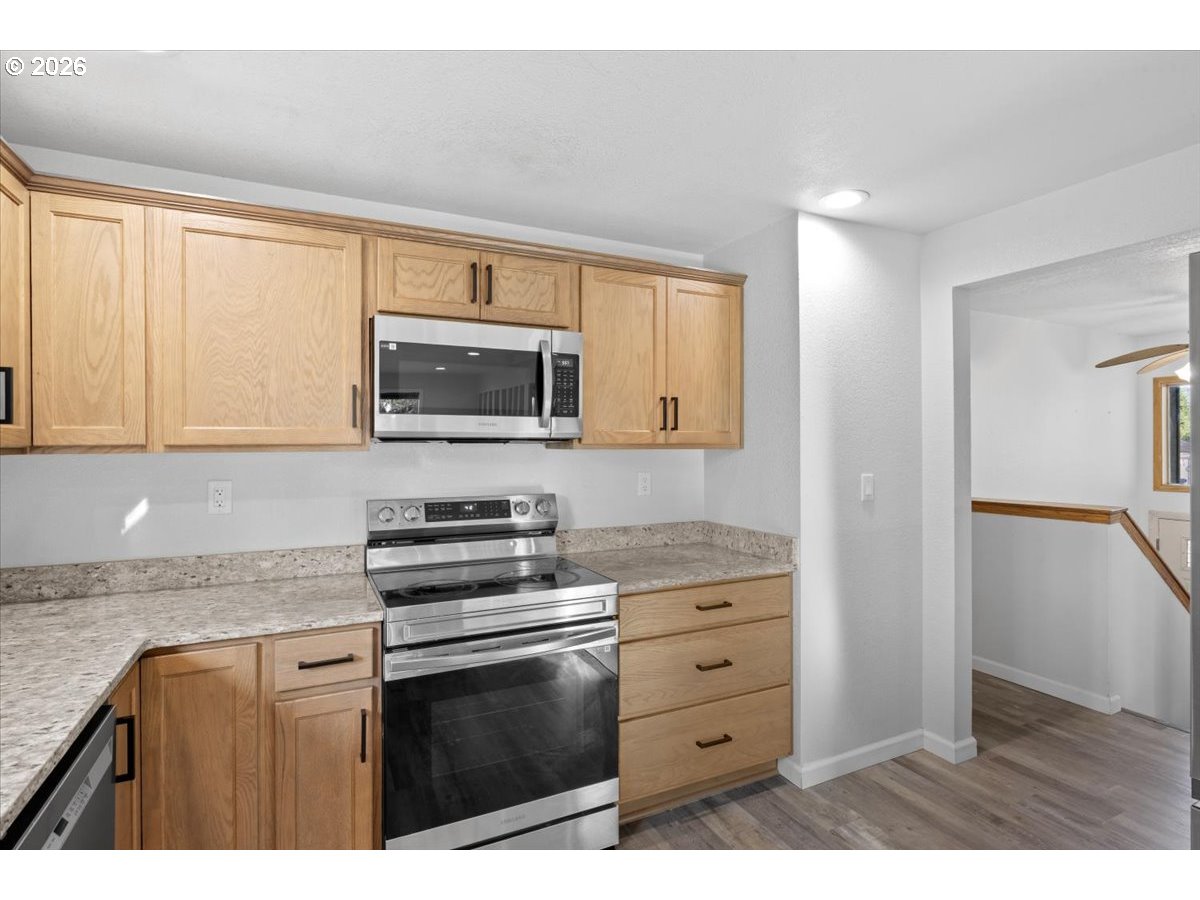 property viewer photo 12