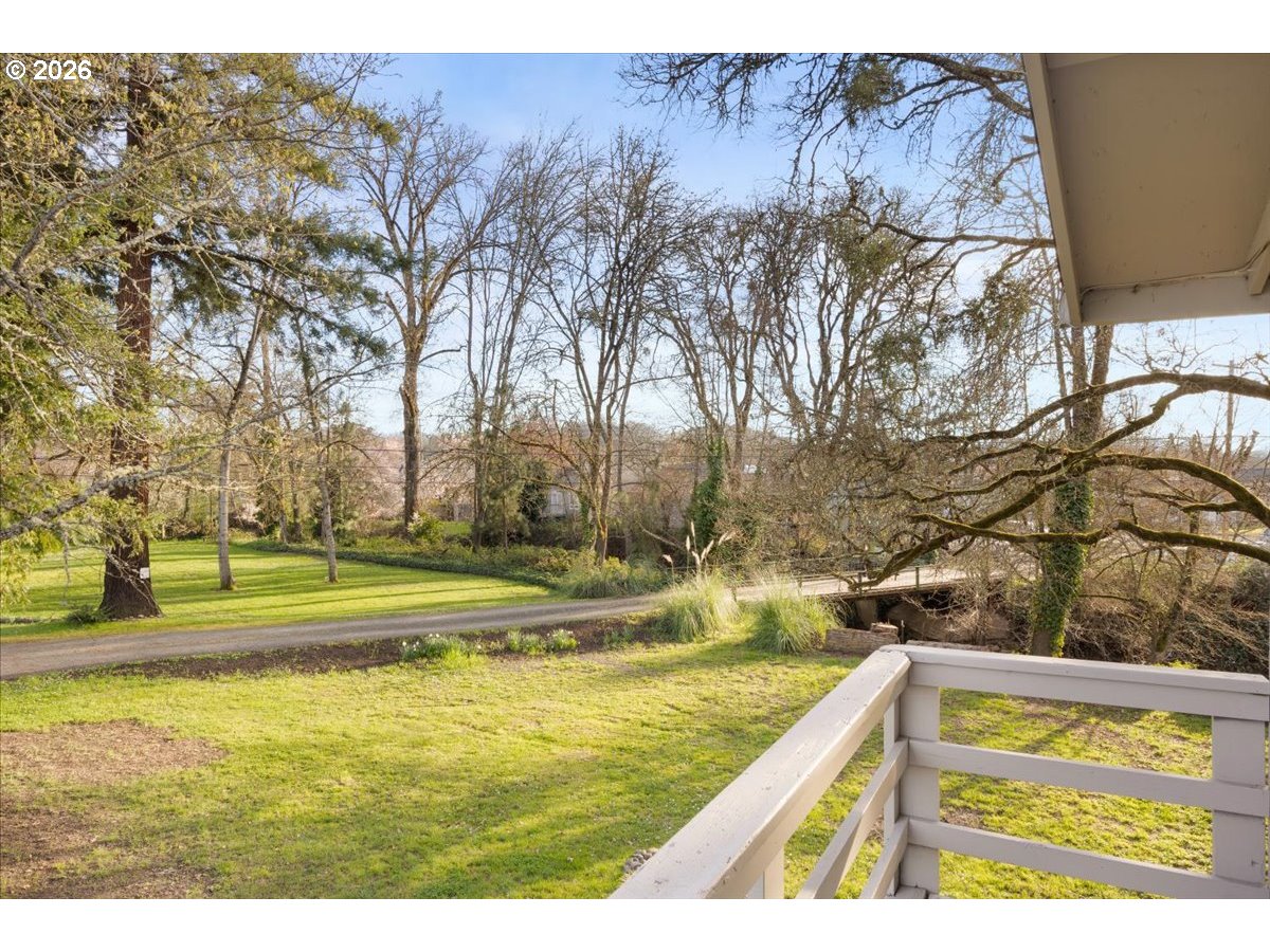 property viewer photo 28