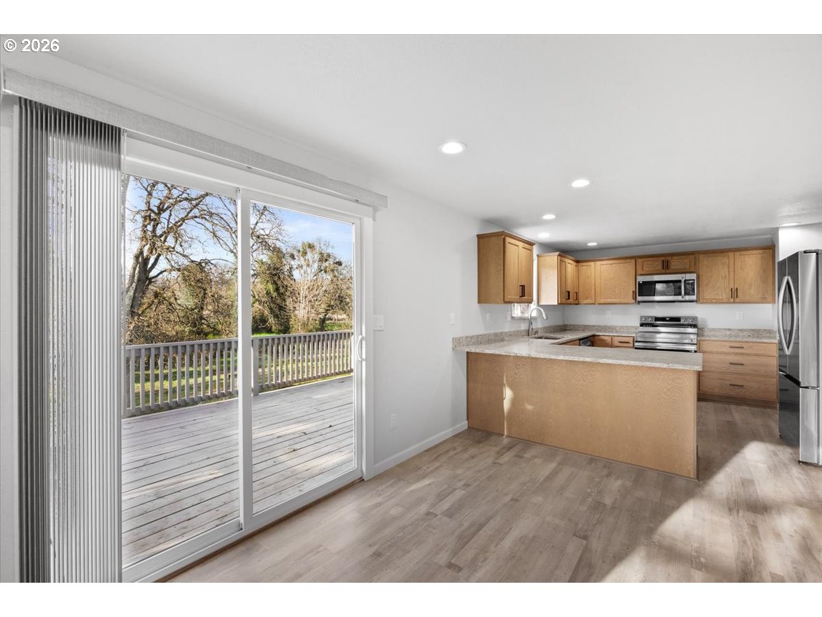 property viewer photo 6