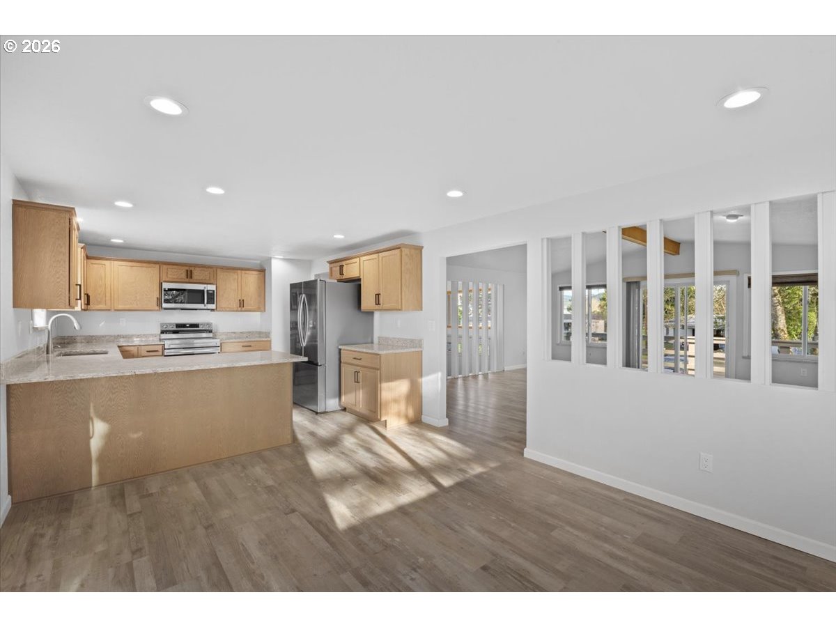 property viewer photo 9