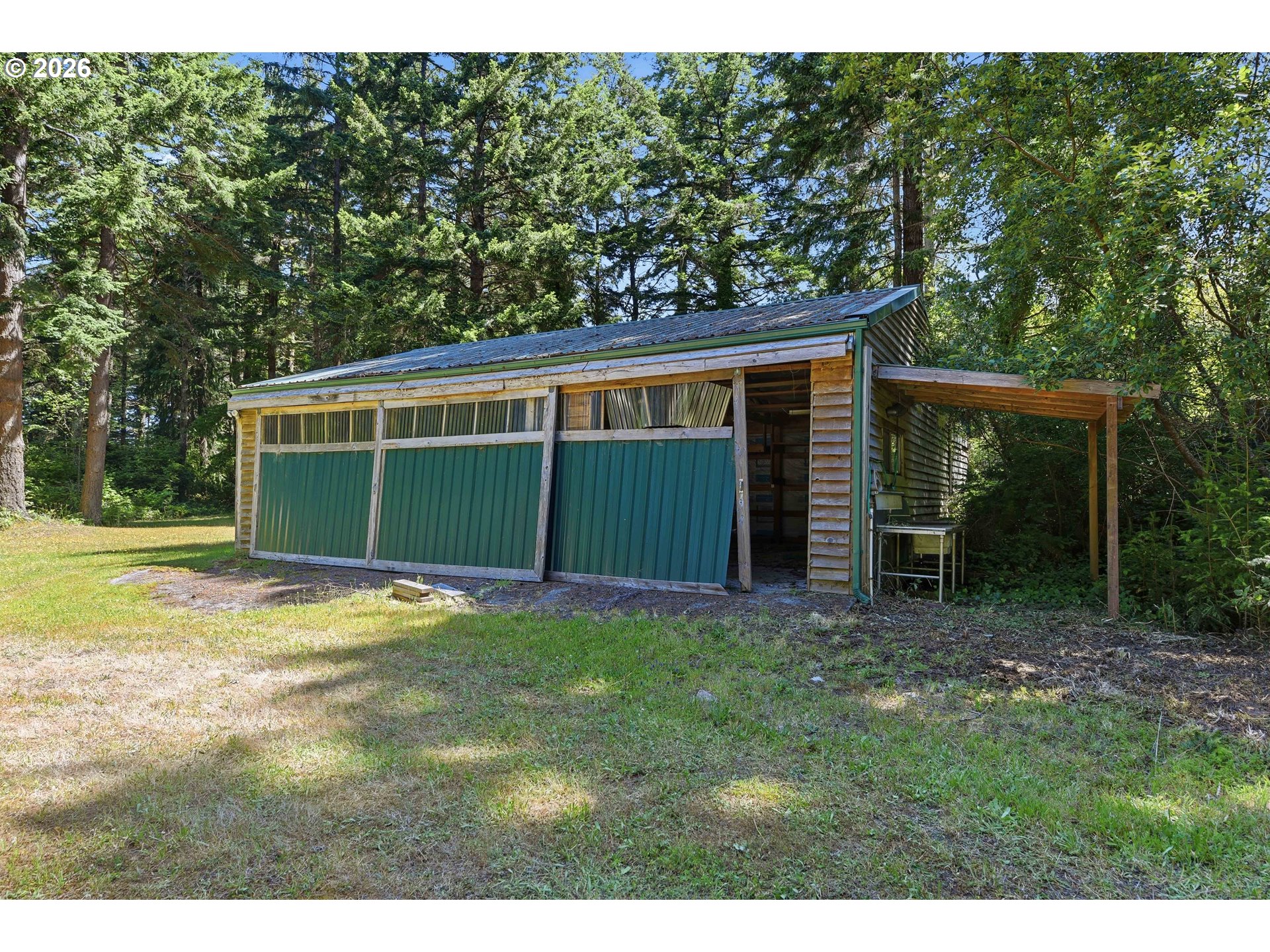 main property photo 44