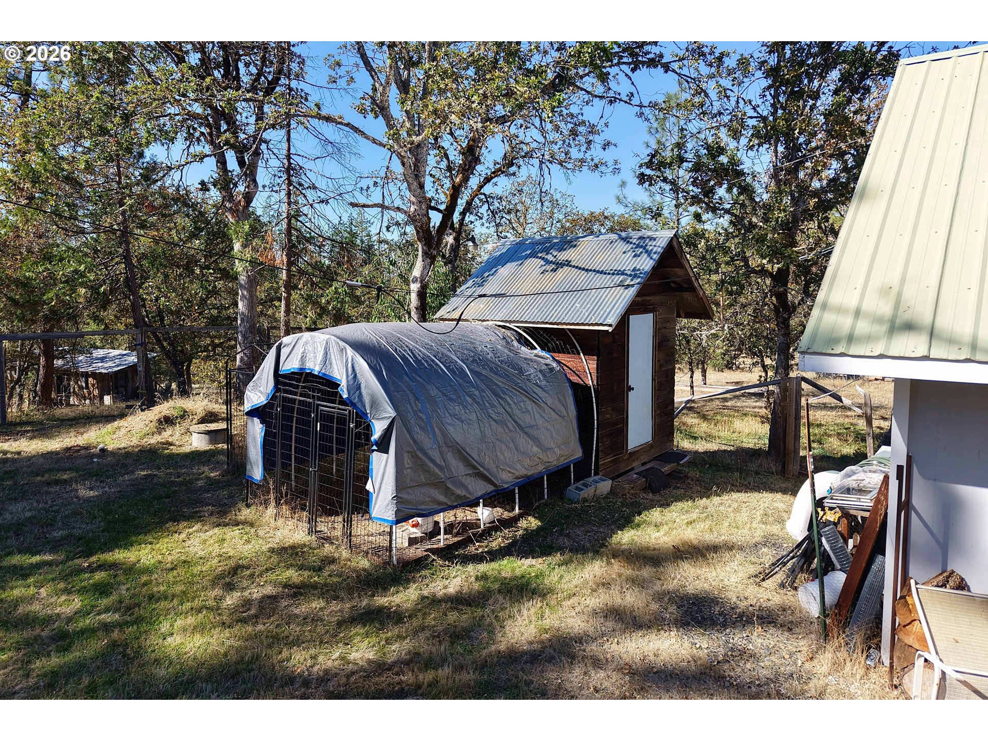 main property photo 33