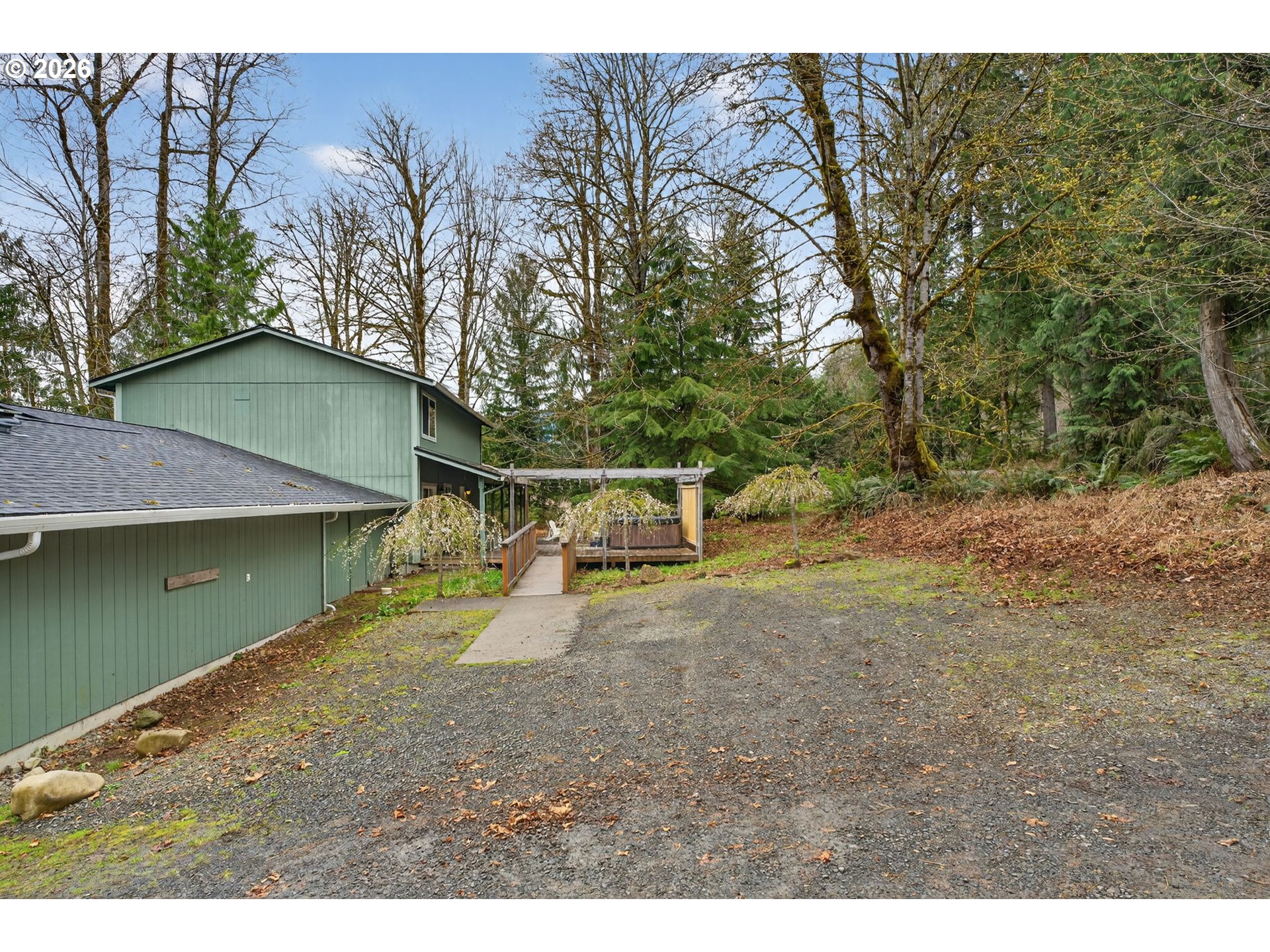 main property photo 41