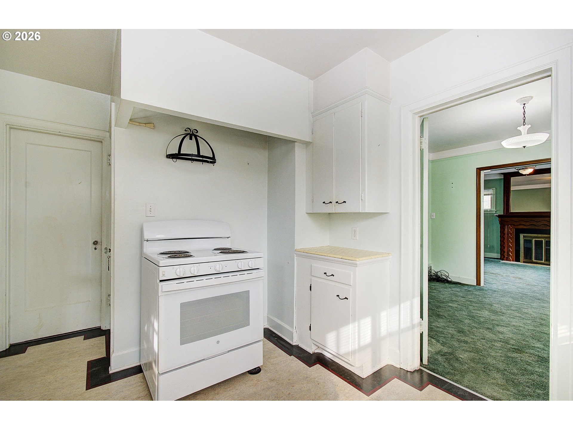 property viewer photo 10