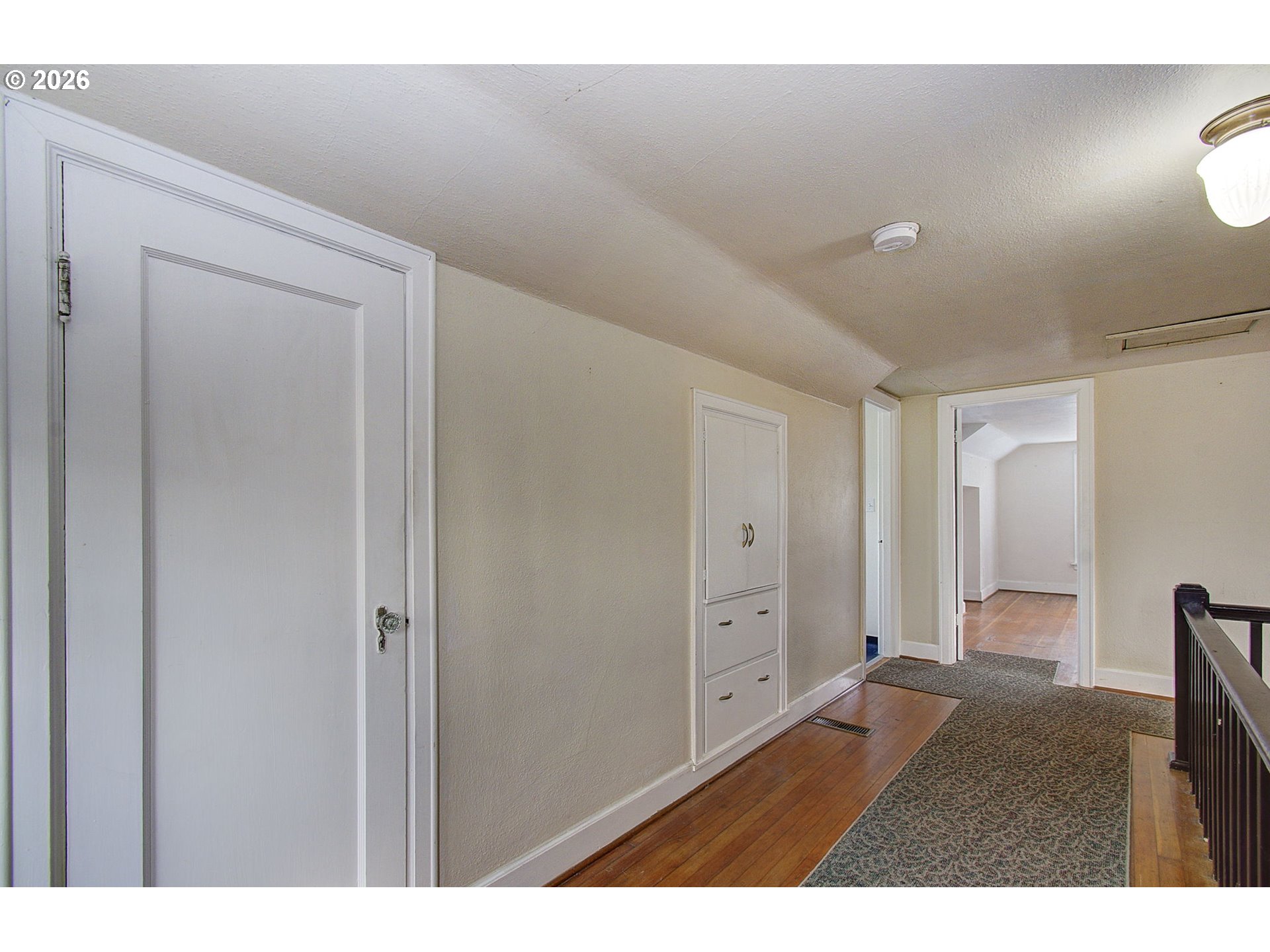 property viewer photo 18