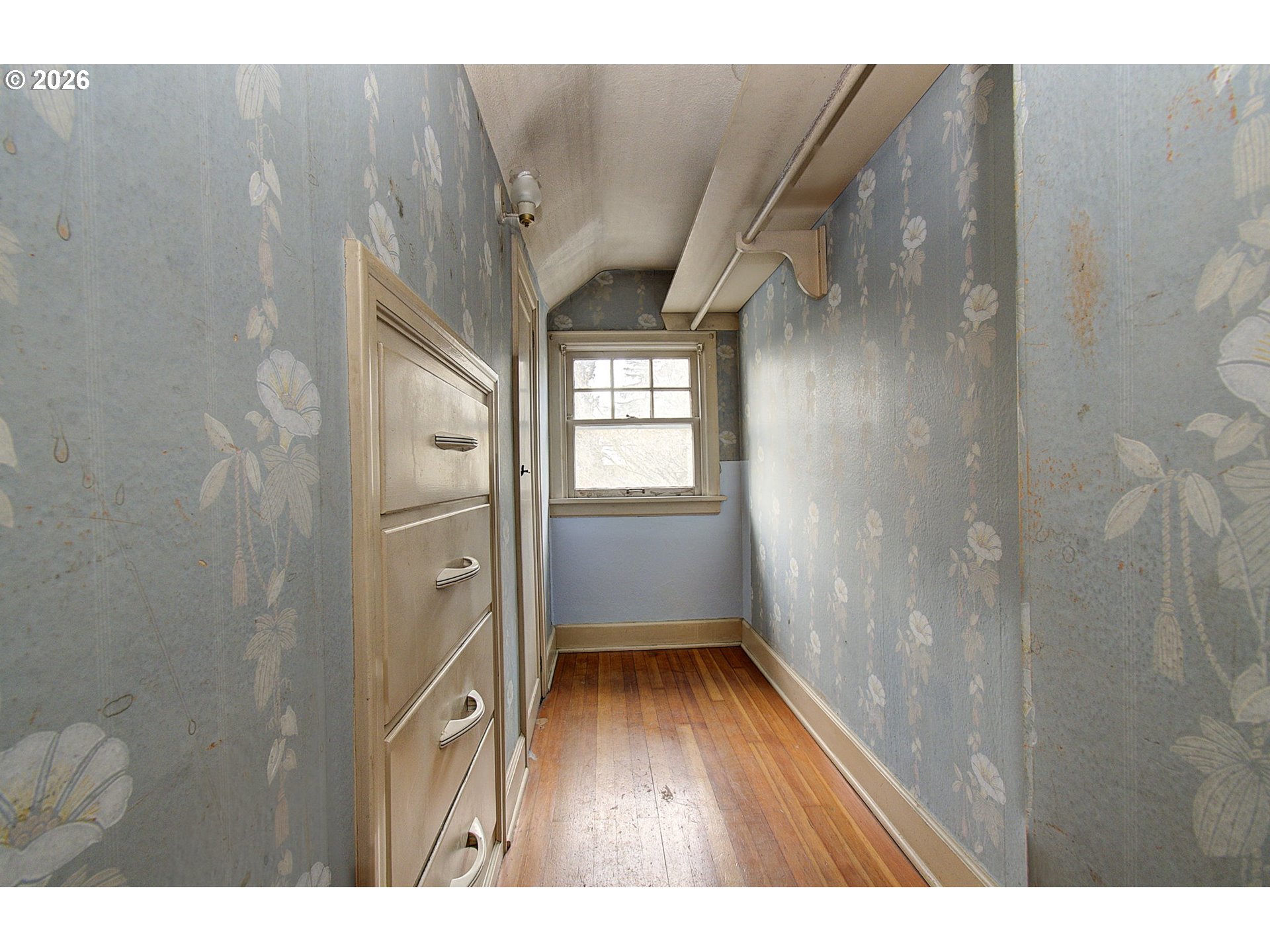 property viewer photo 24