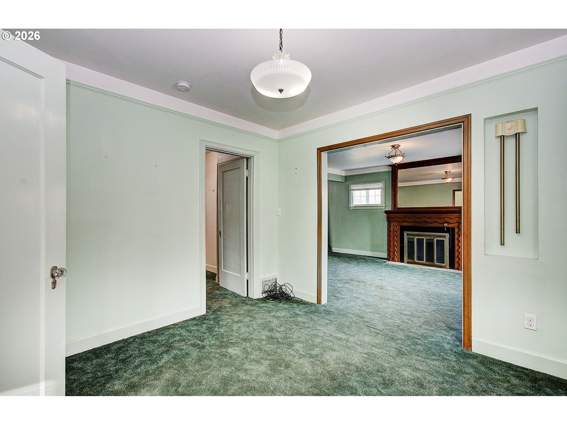 property viewer photo 6