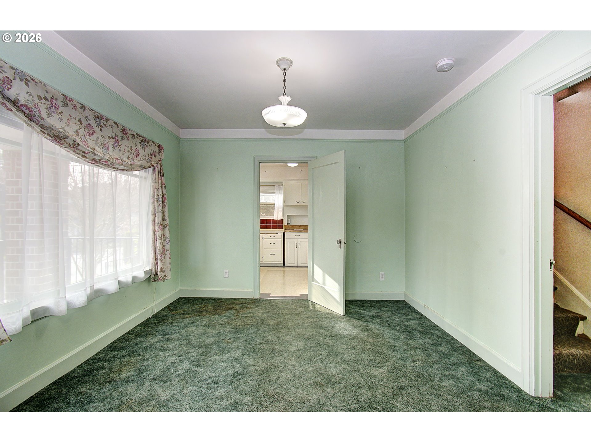 property viewer photo 7