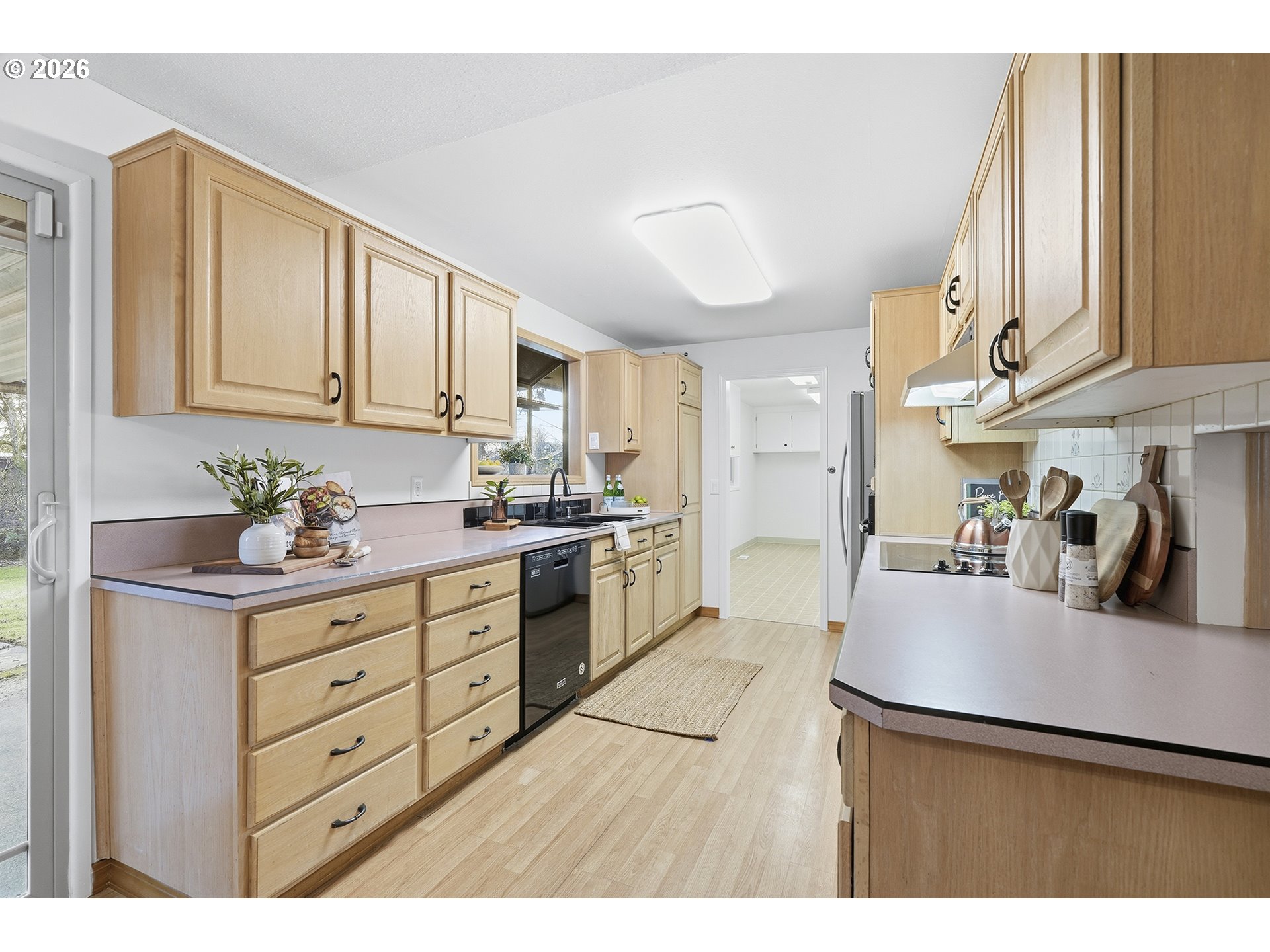 property viewer photo 10