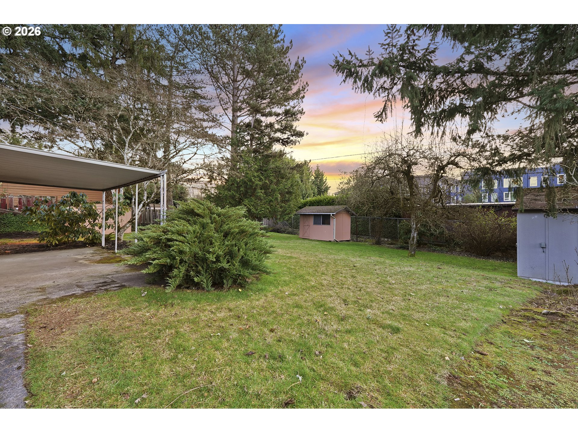 property viewer photo 32