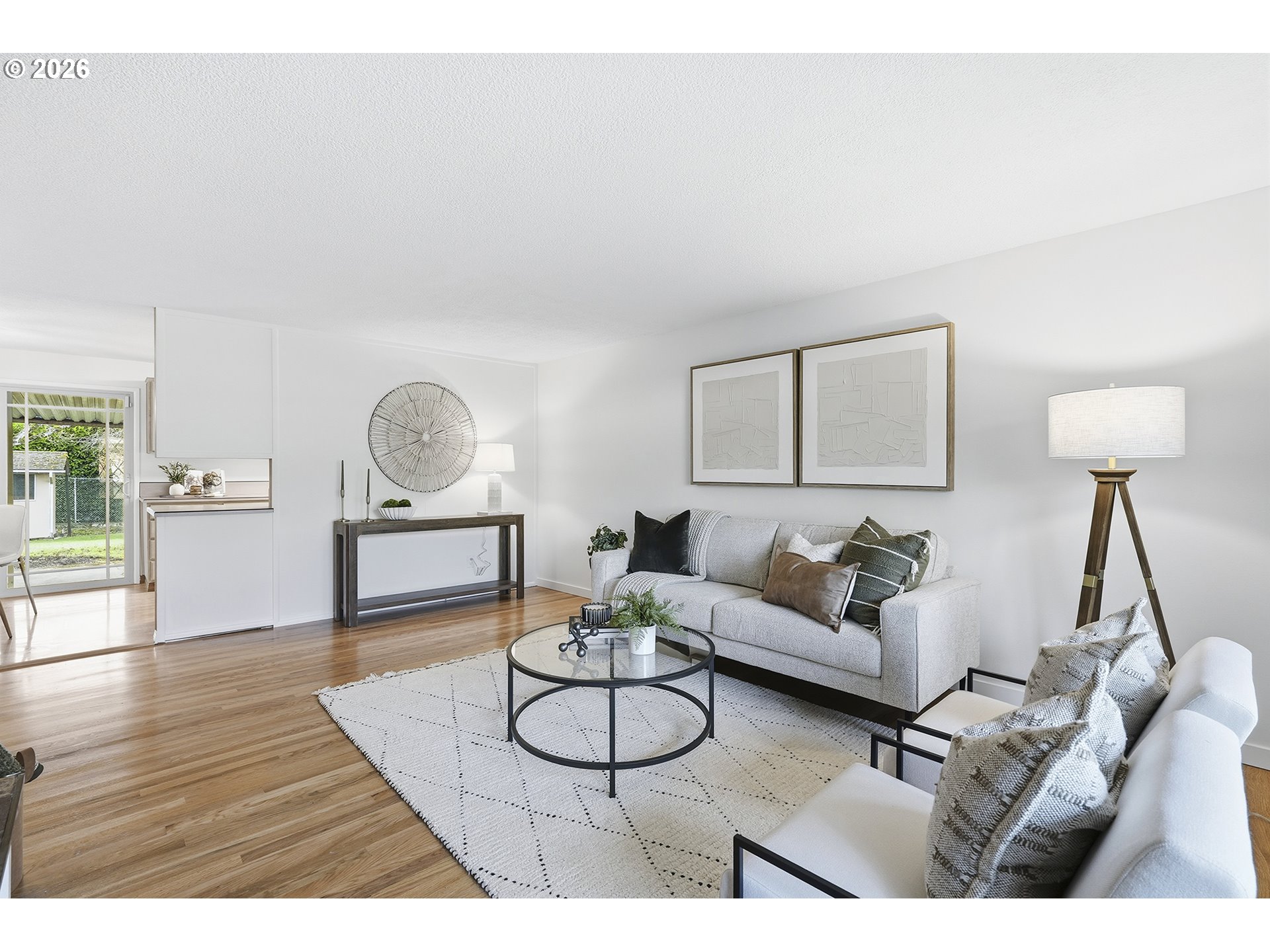 property viewer photo 5