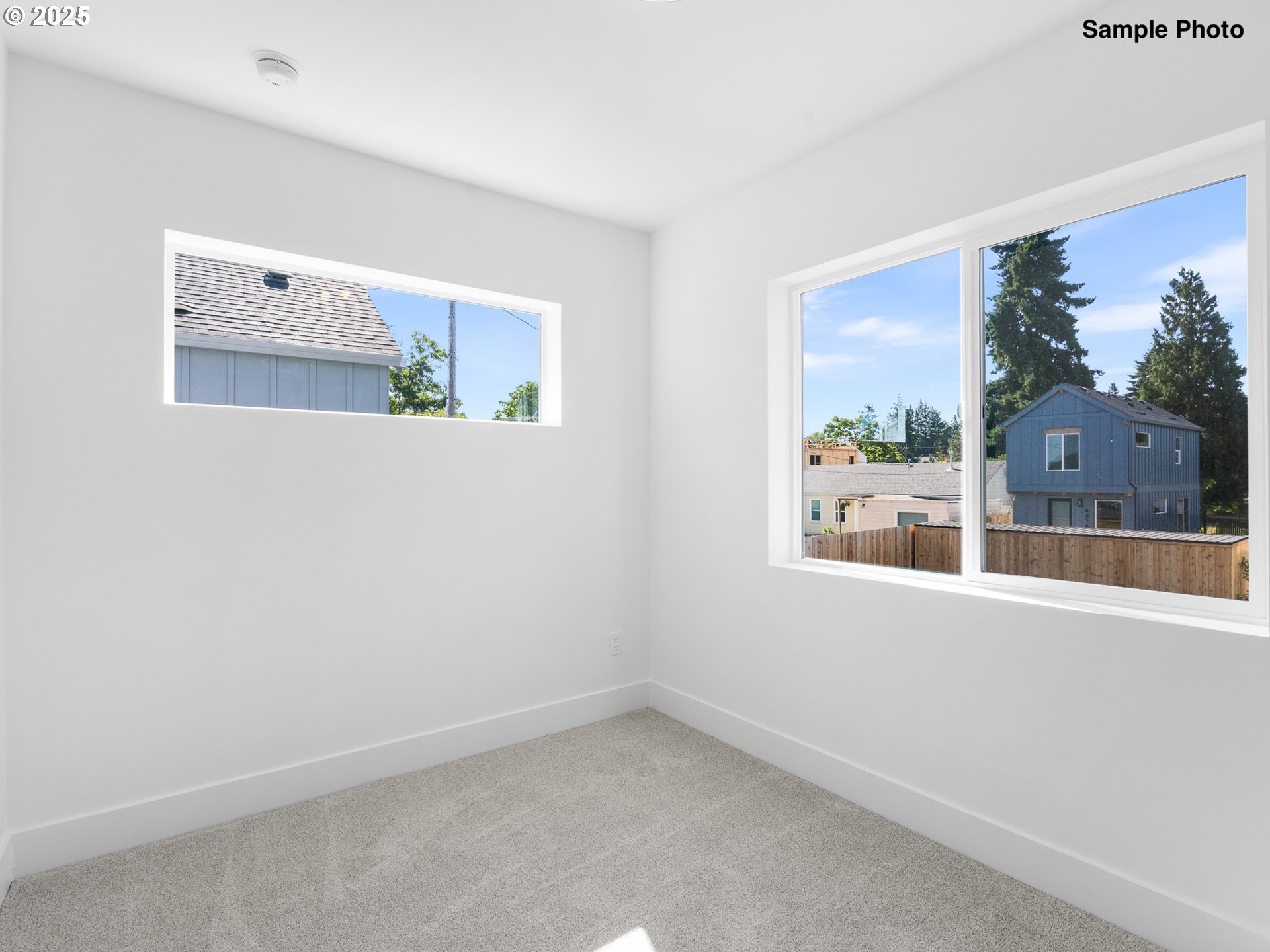 property viewer photo 12