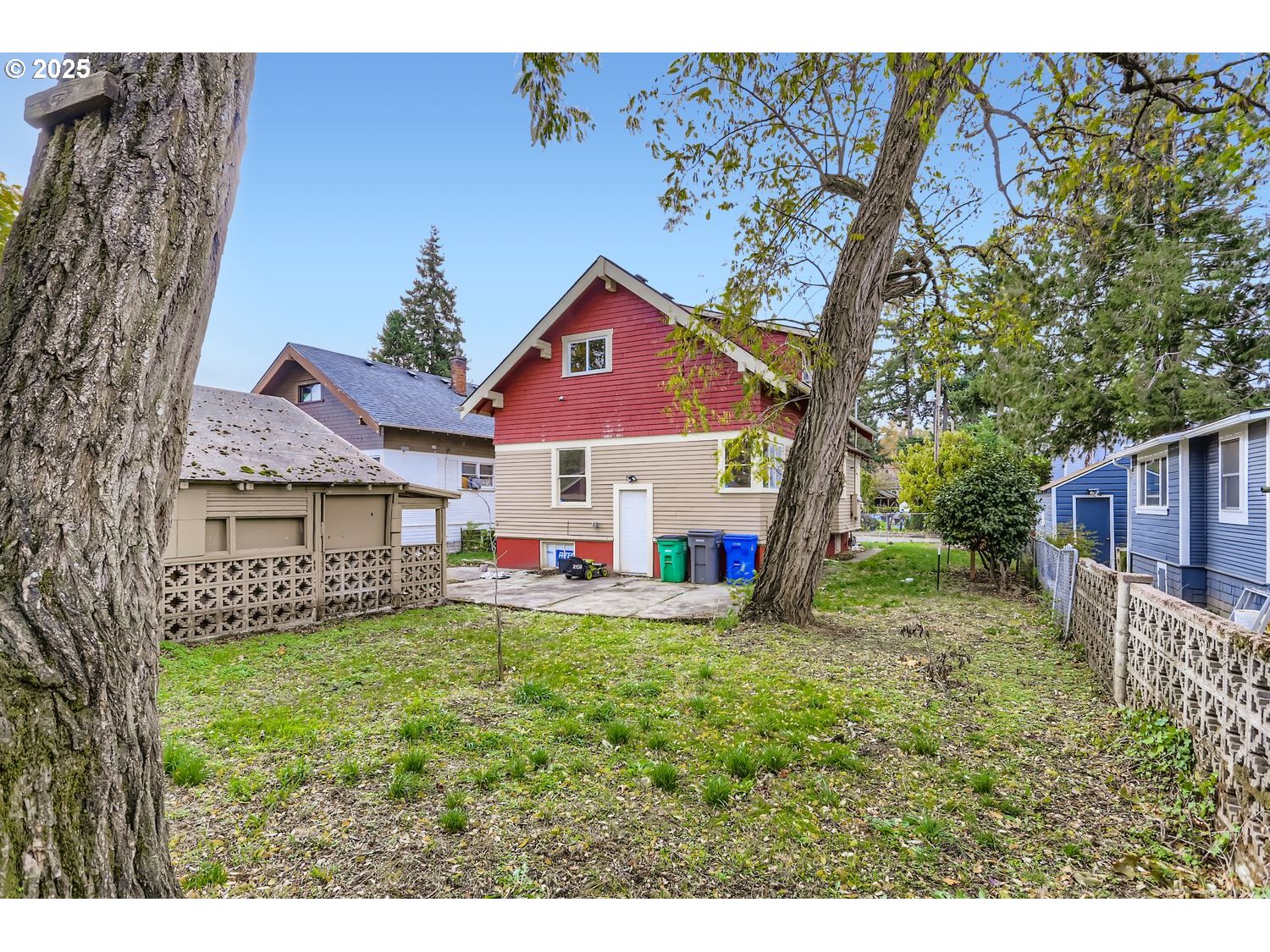 main property photo 21