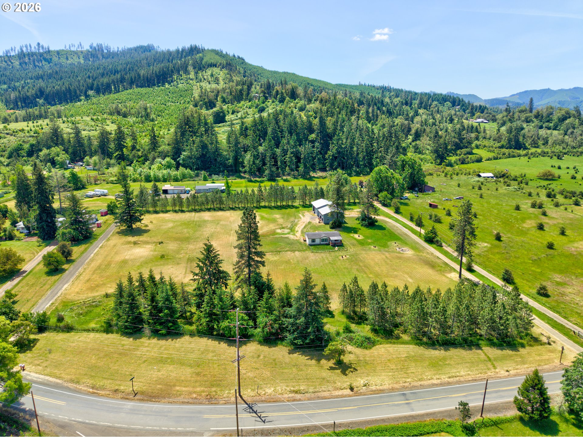 main property photo 36