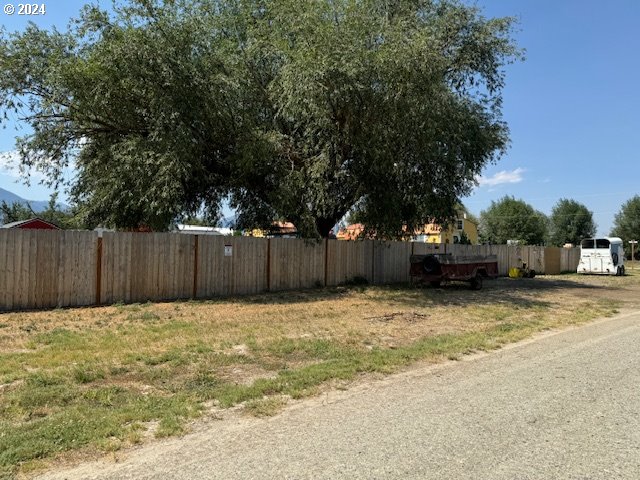 main property photo 29