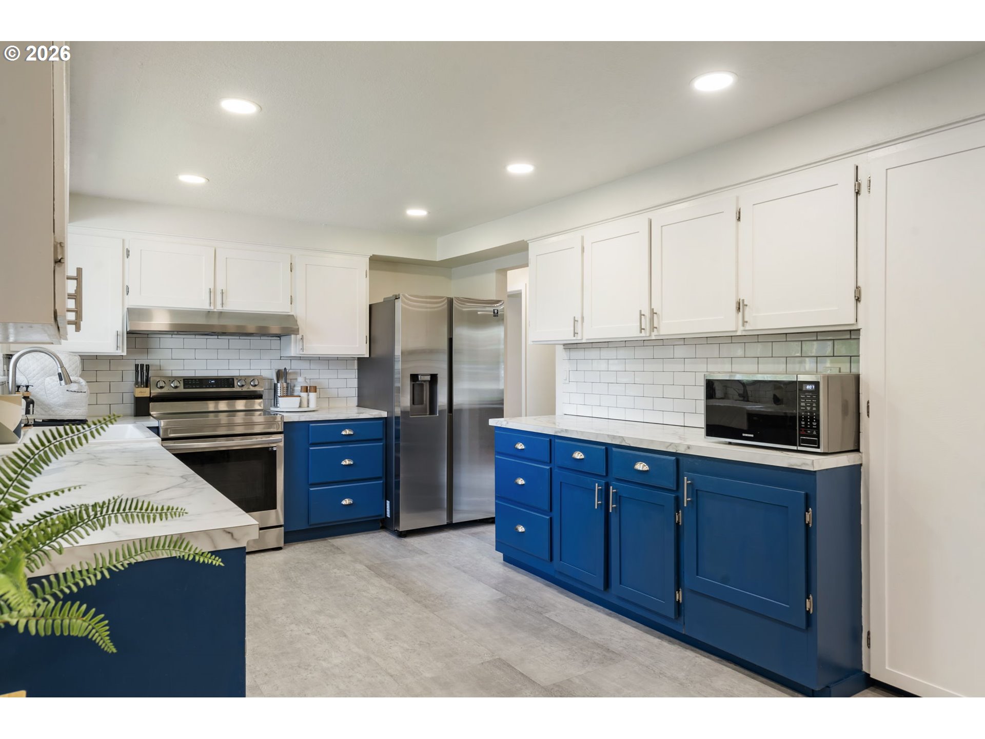 property viewer photo 12
