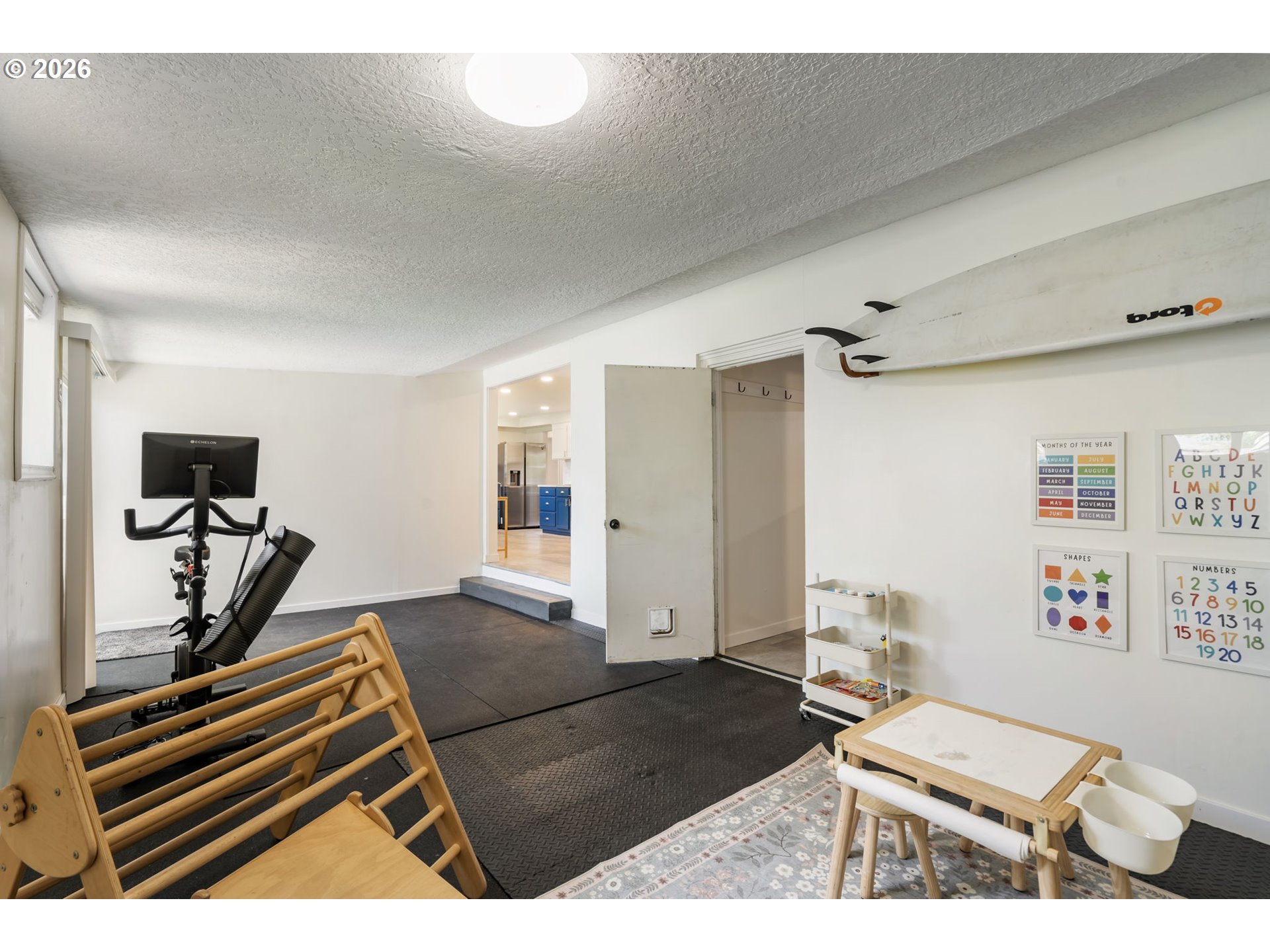 property viewer photo 16