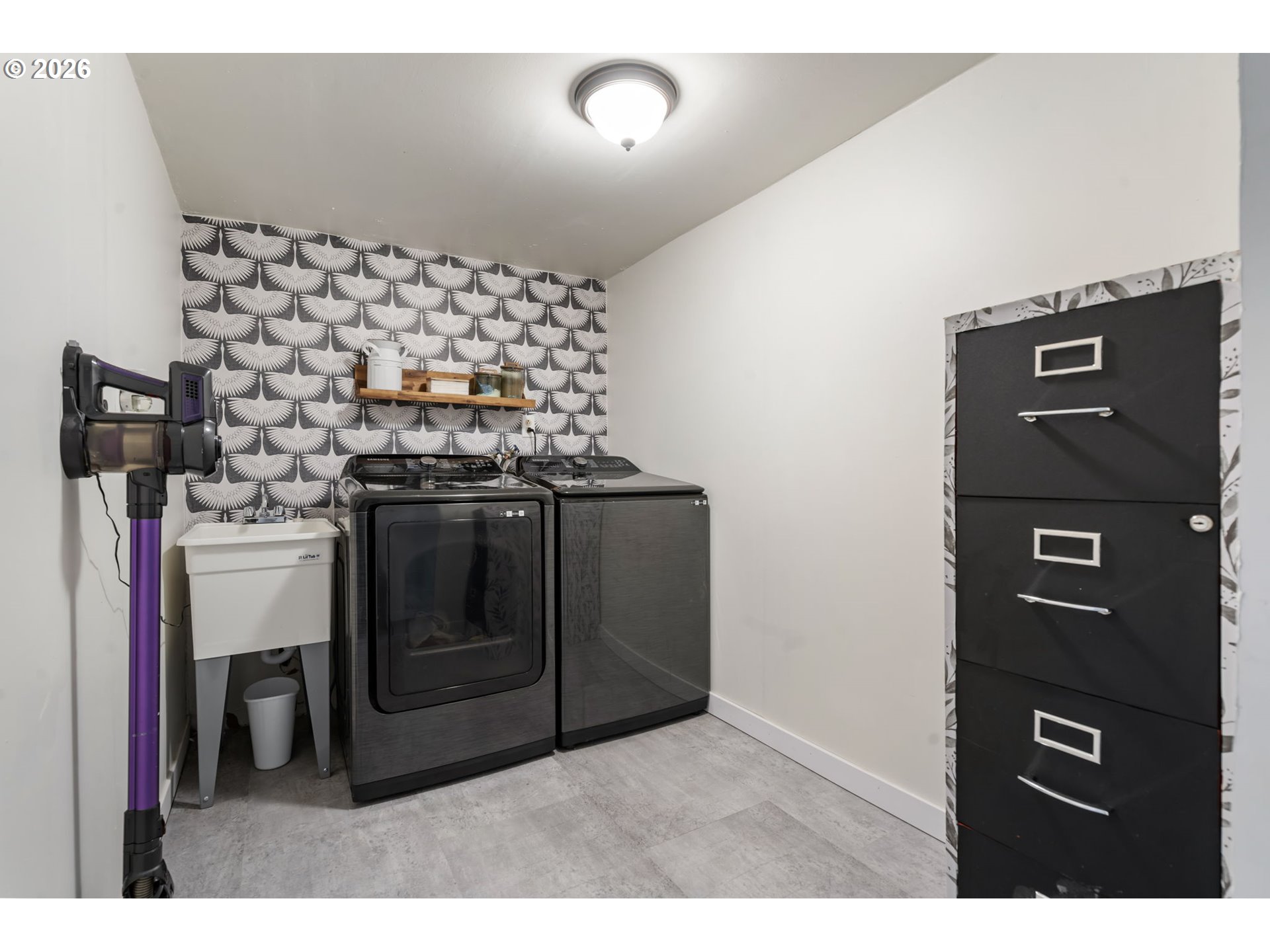 property viewer photo 17