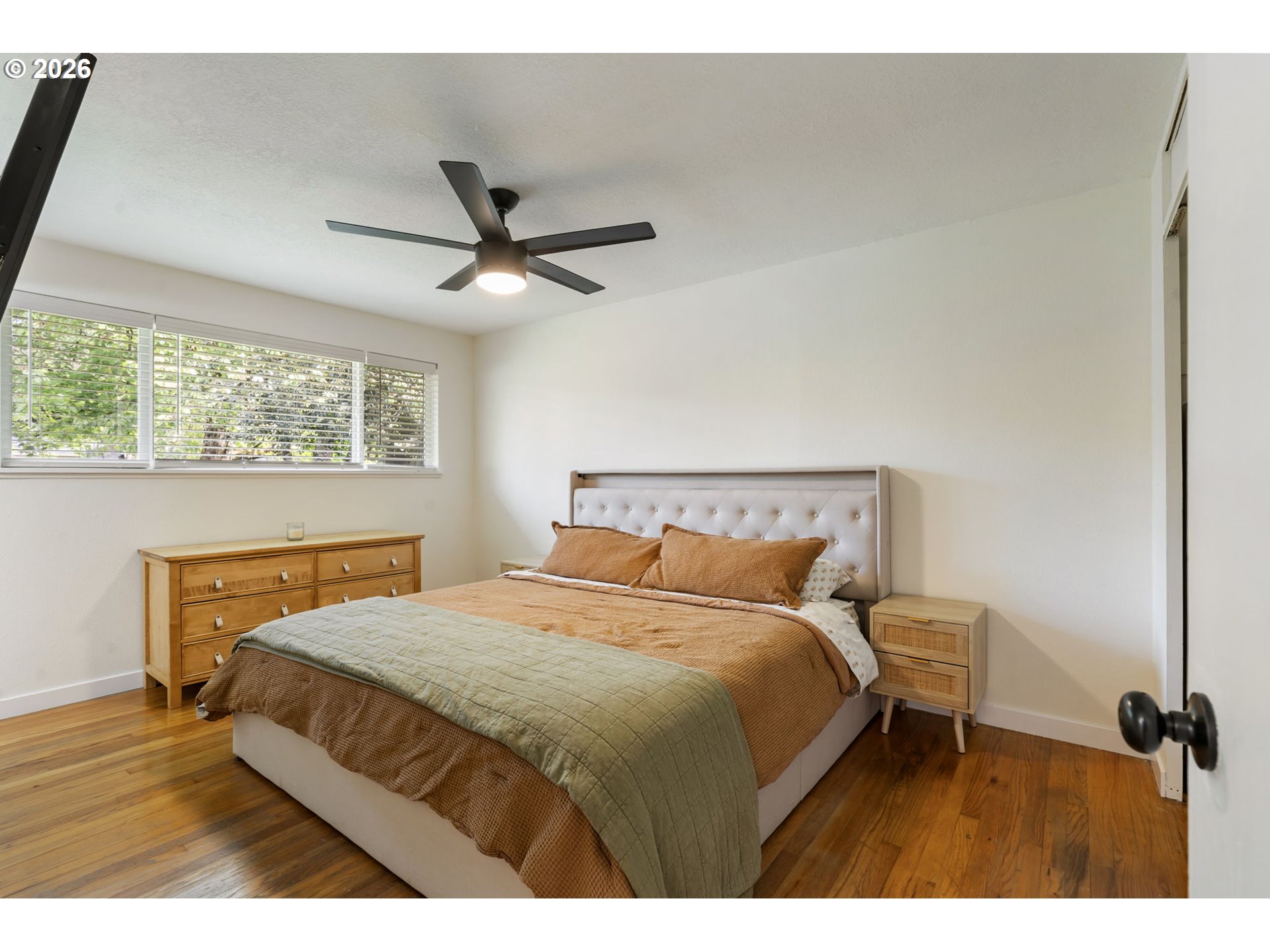 property viewer photo 29