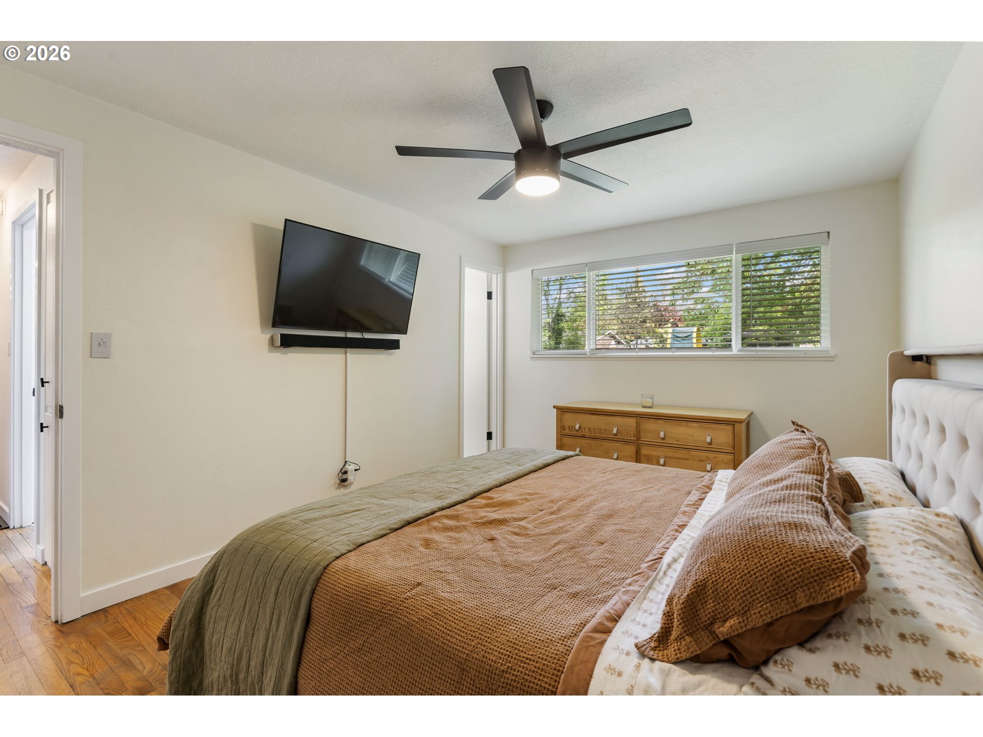property viewer photo 30
