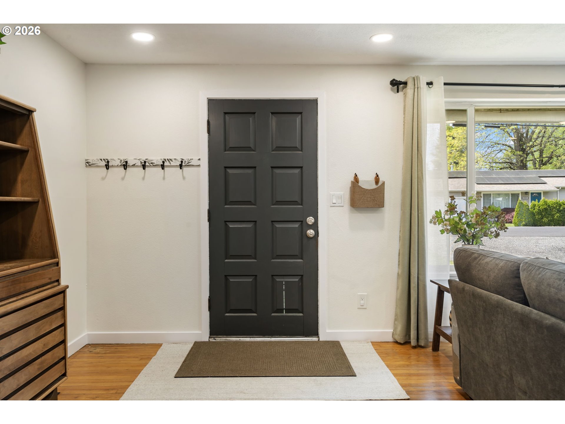 property viewer photo 45