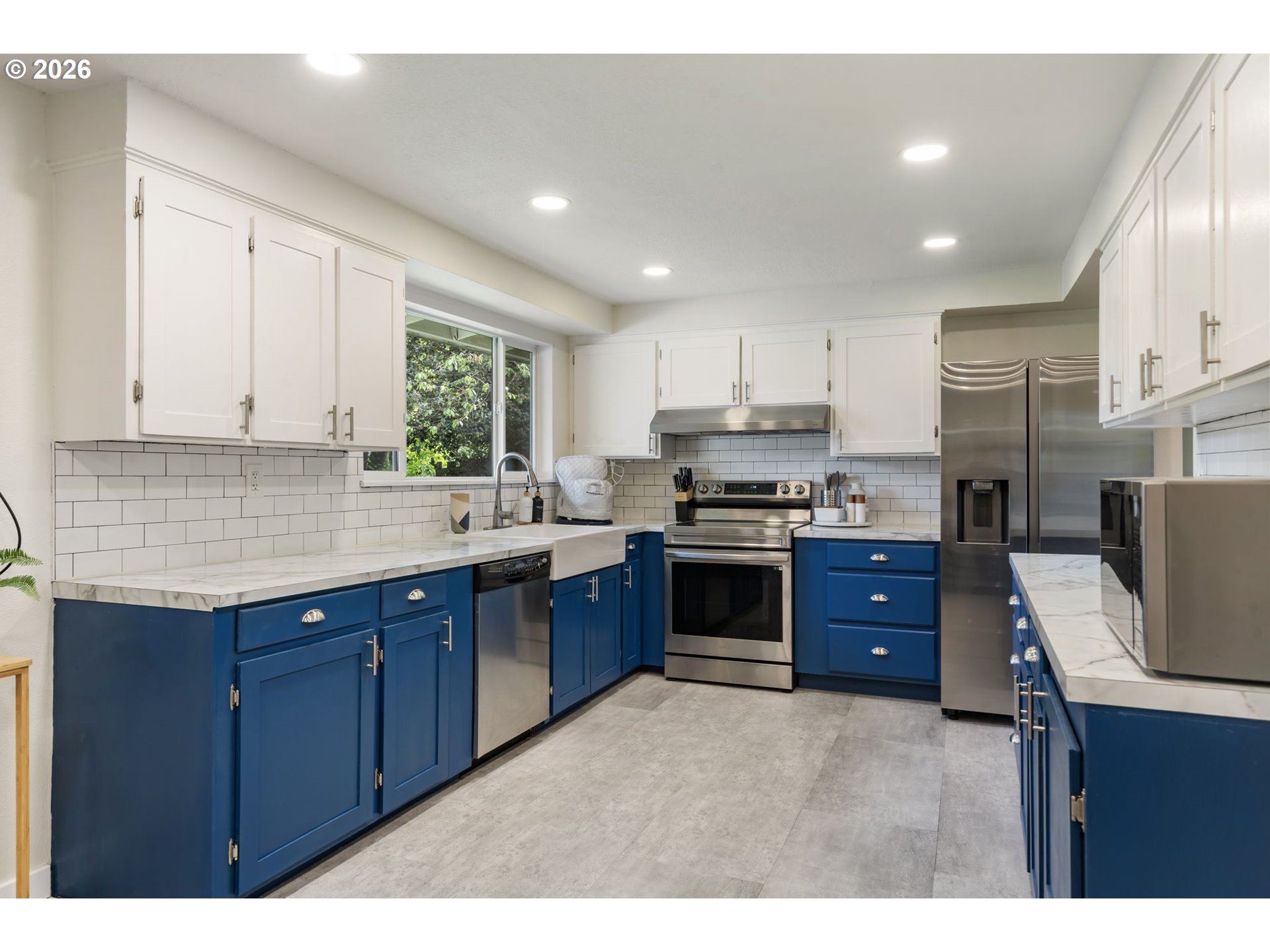 property viewer photo 8