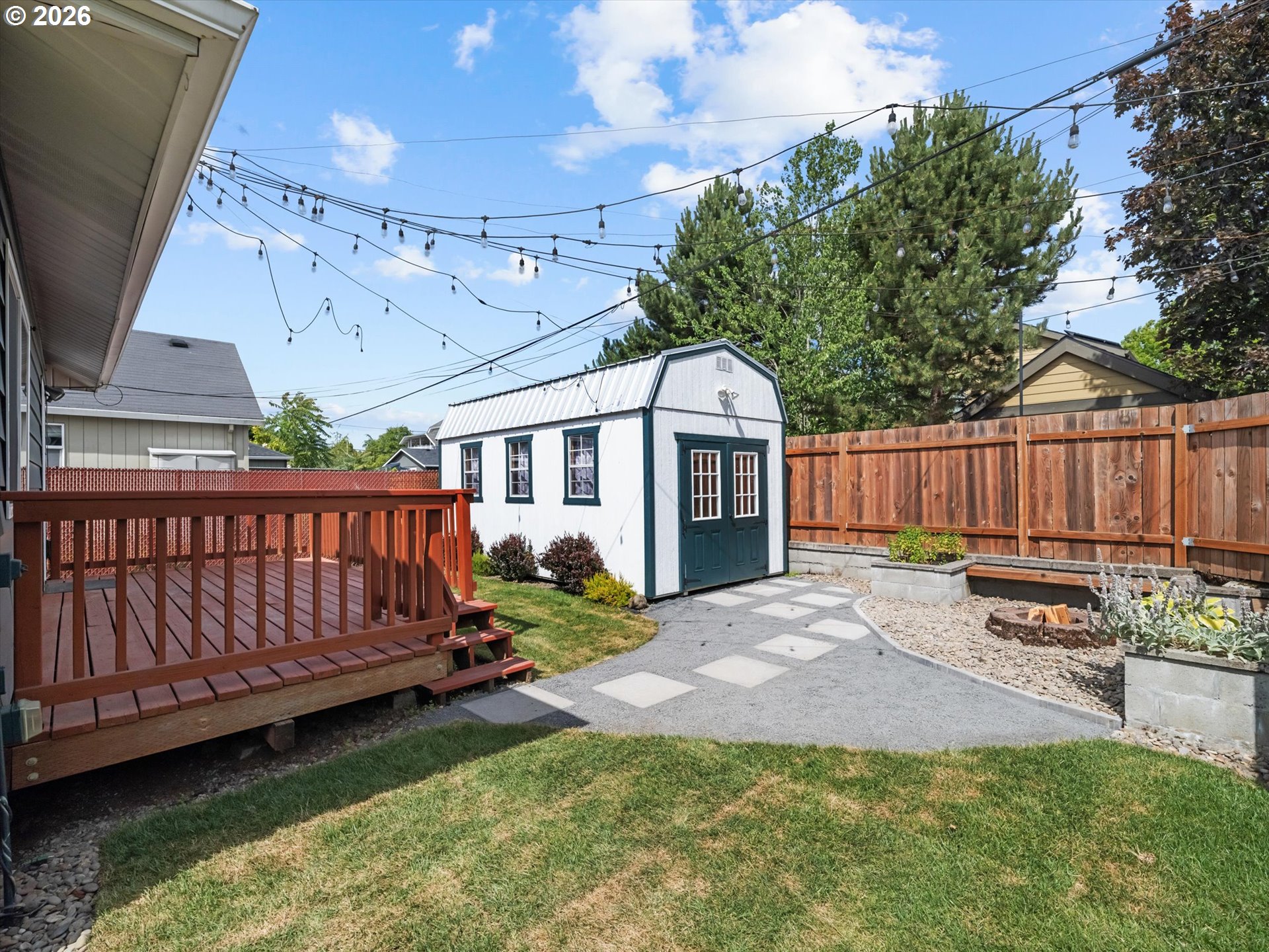 main property photo 26