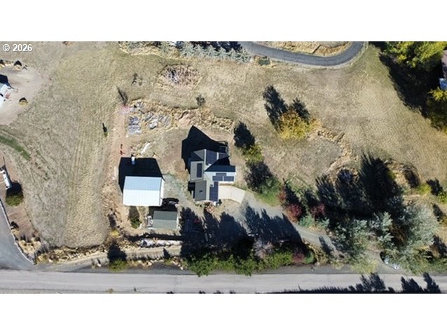 main property photo 36