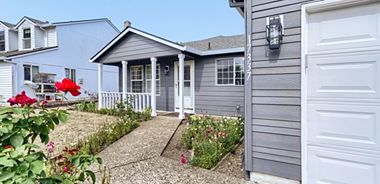 image of property with 3 Bed | 2 Bath | 1,396 Sqft