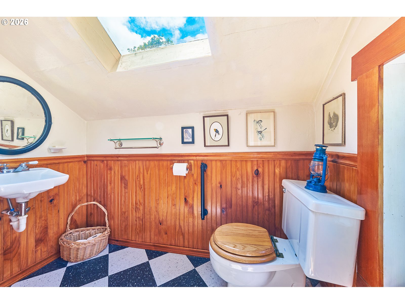 main property photo 14