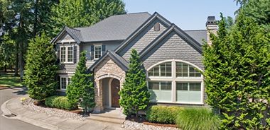 image of property with 3 Bed | 2 Bath | 2,582 Sqft