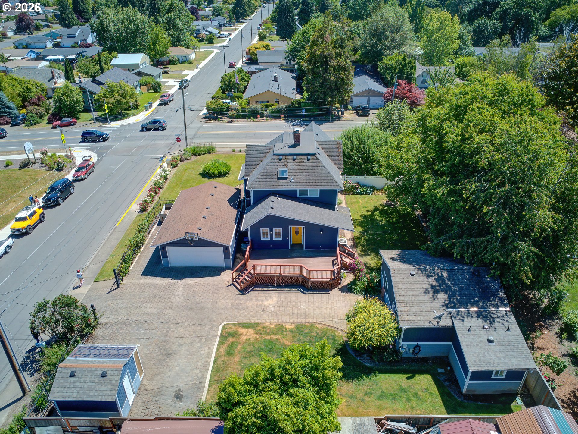 main property photo 2