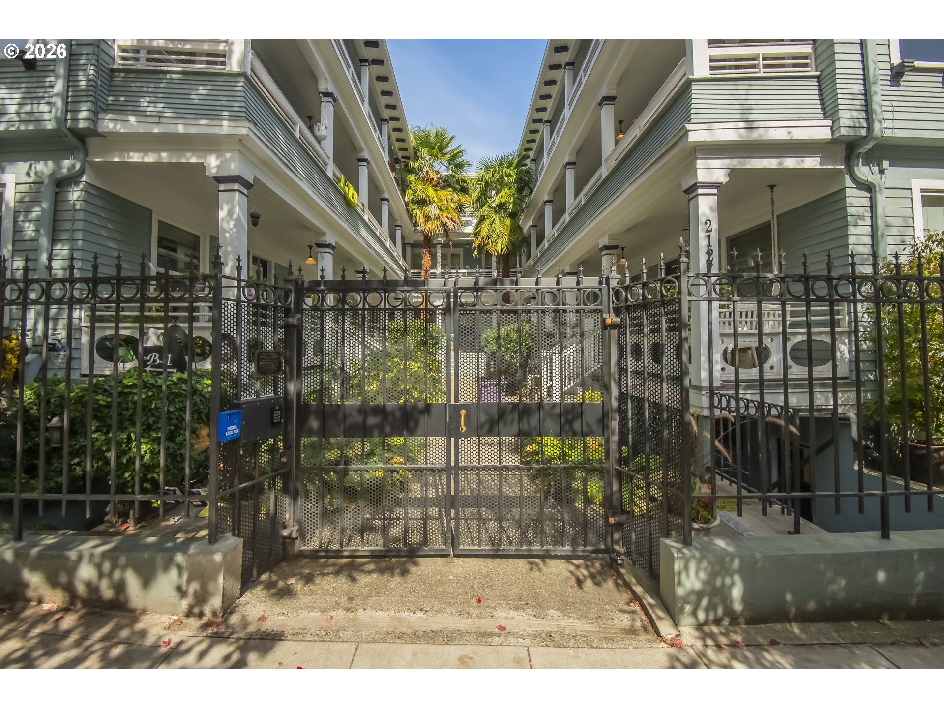 main property photo 23