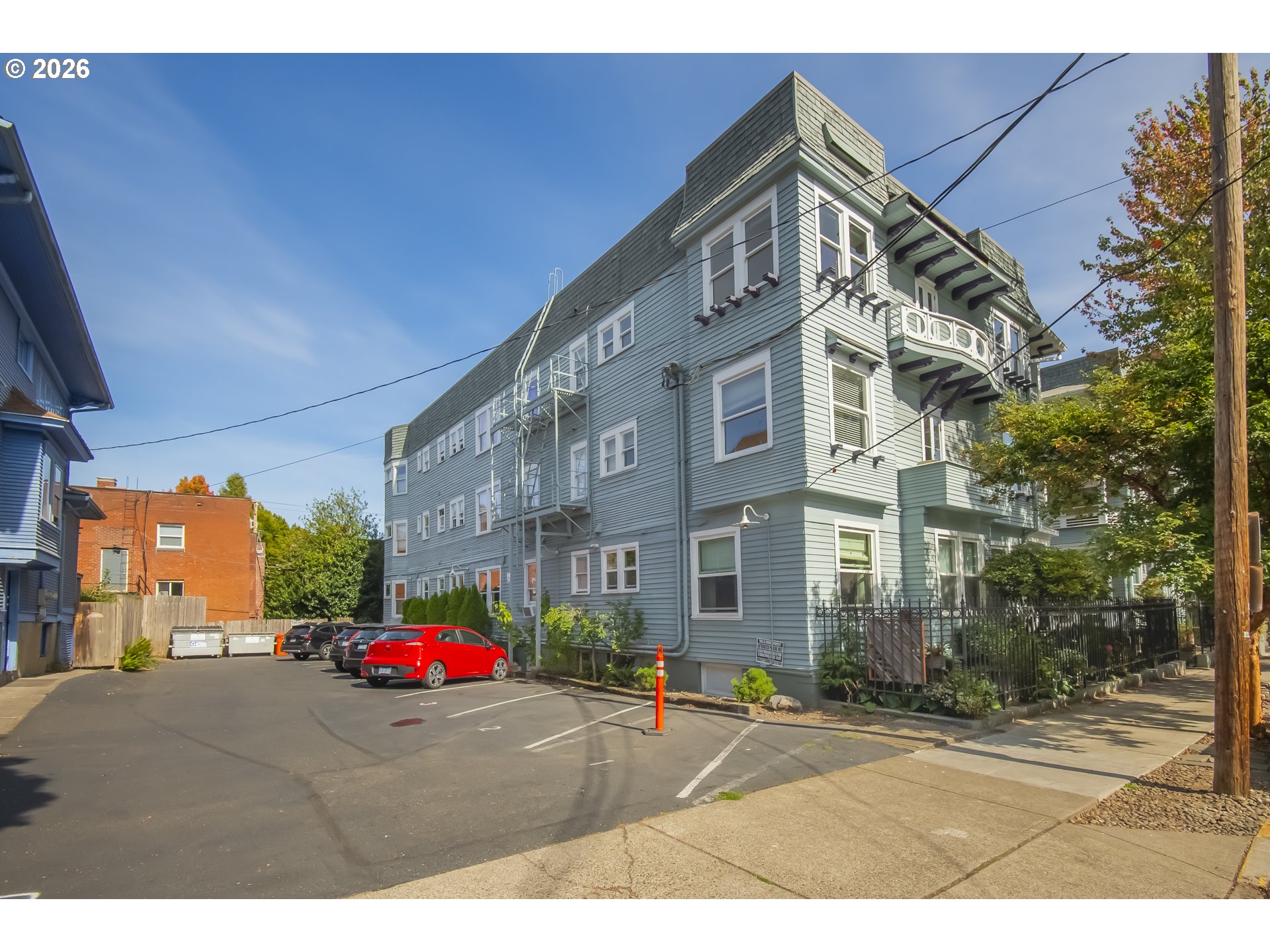main property photo 24