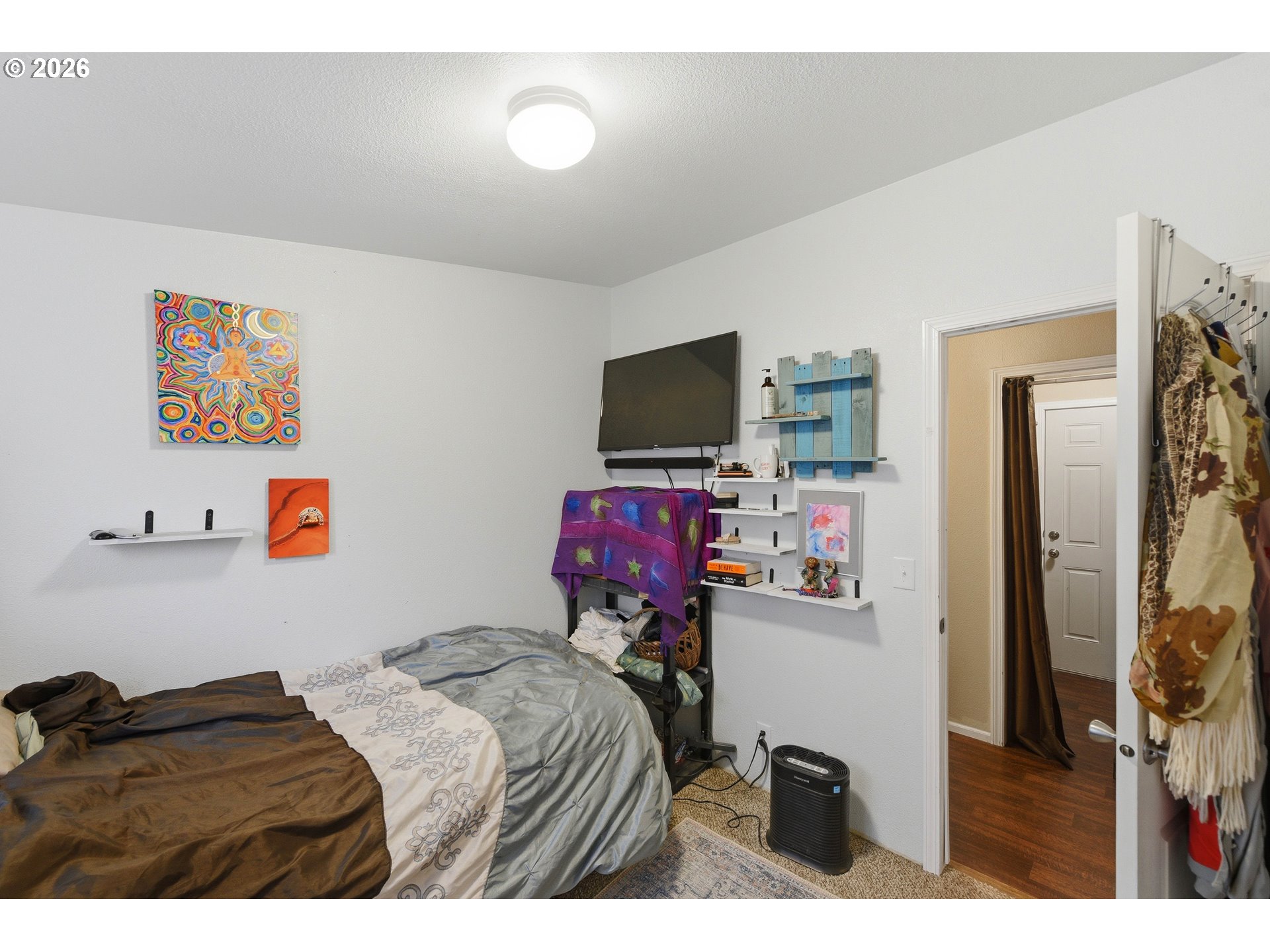 main property photo 24