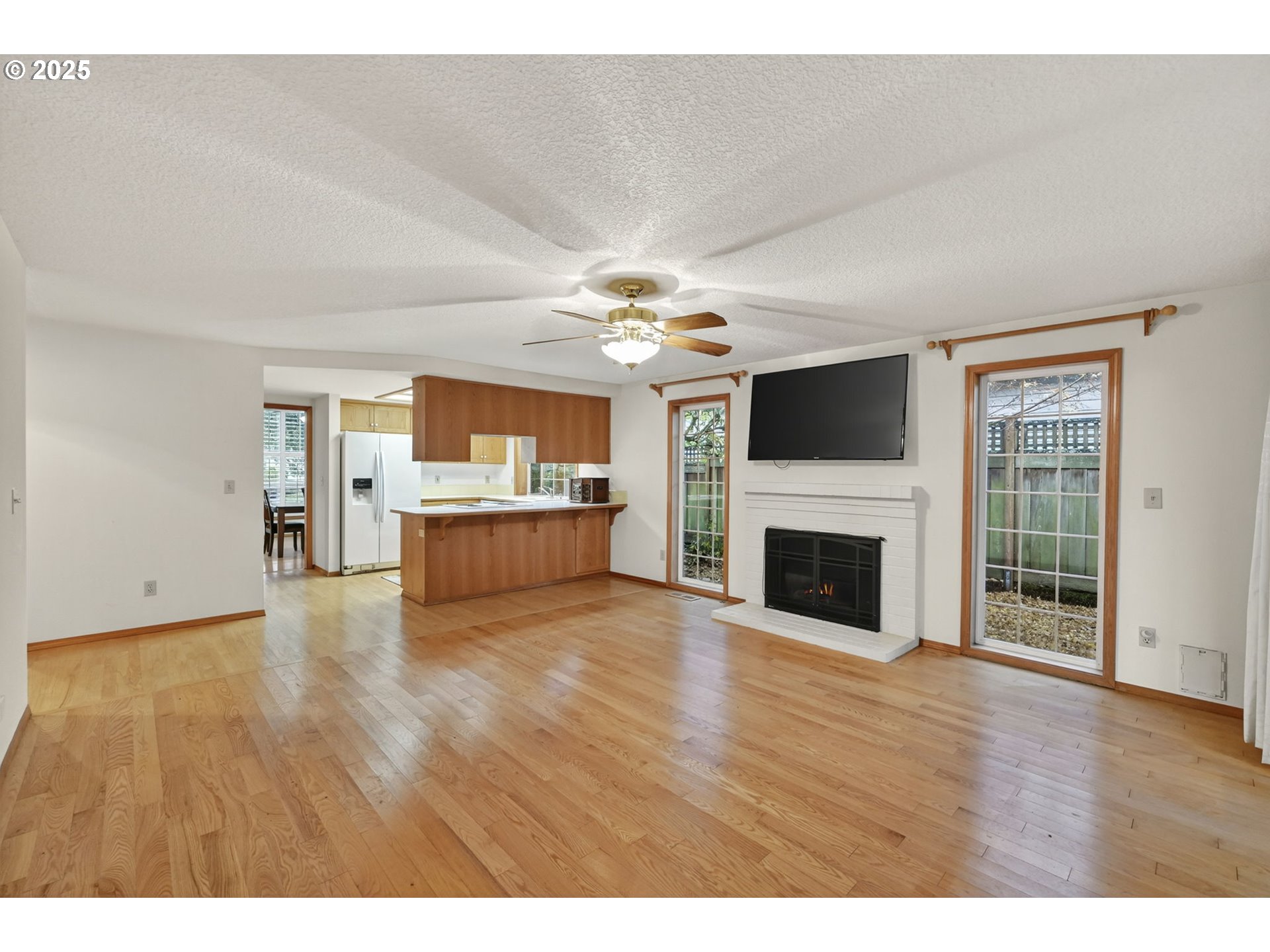 property viewer photo 15