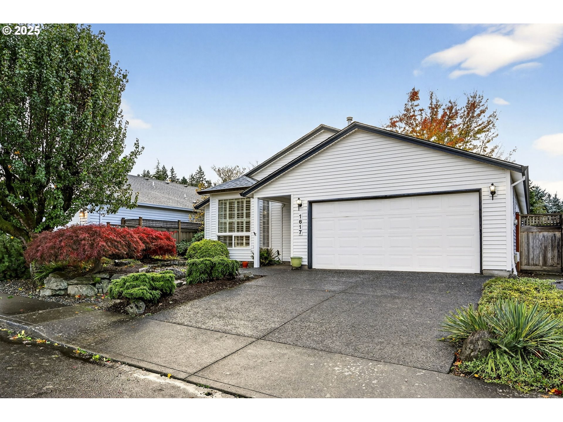 property viewer photo 2