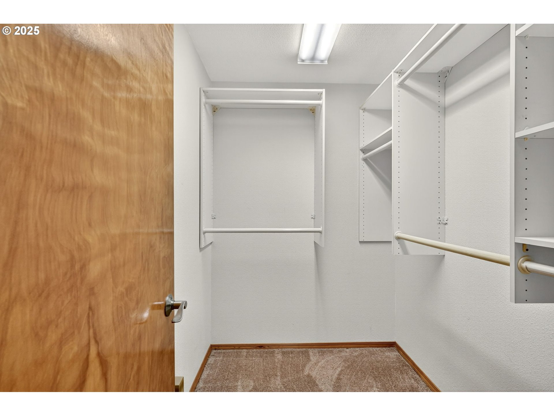 property viewer photo 21