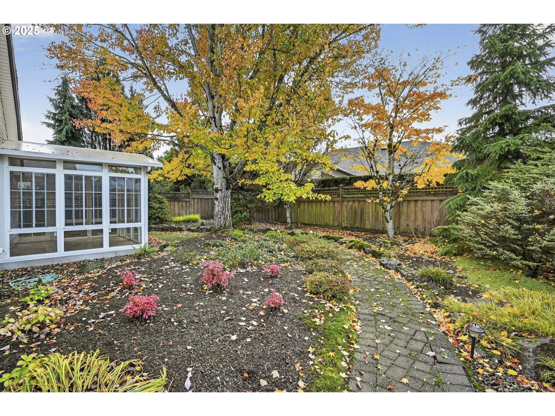 property viewer photo 31